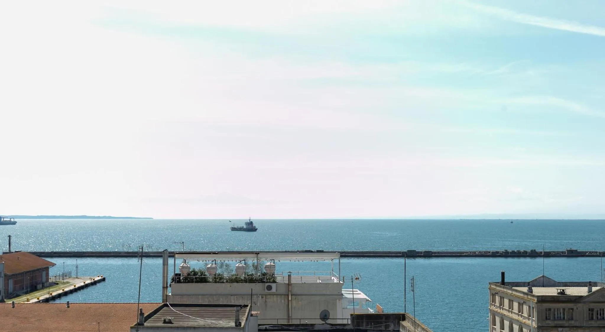 Day in Sea & the City