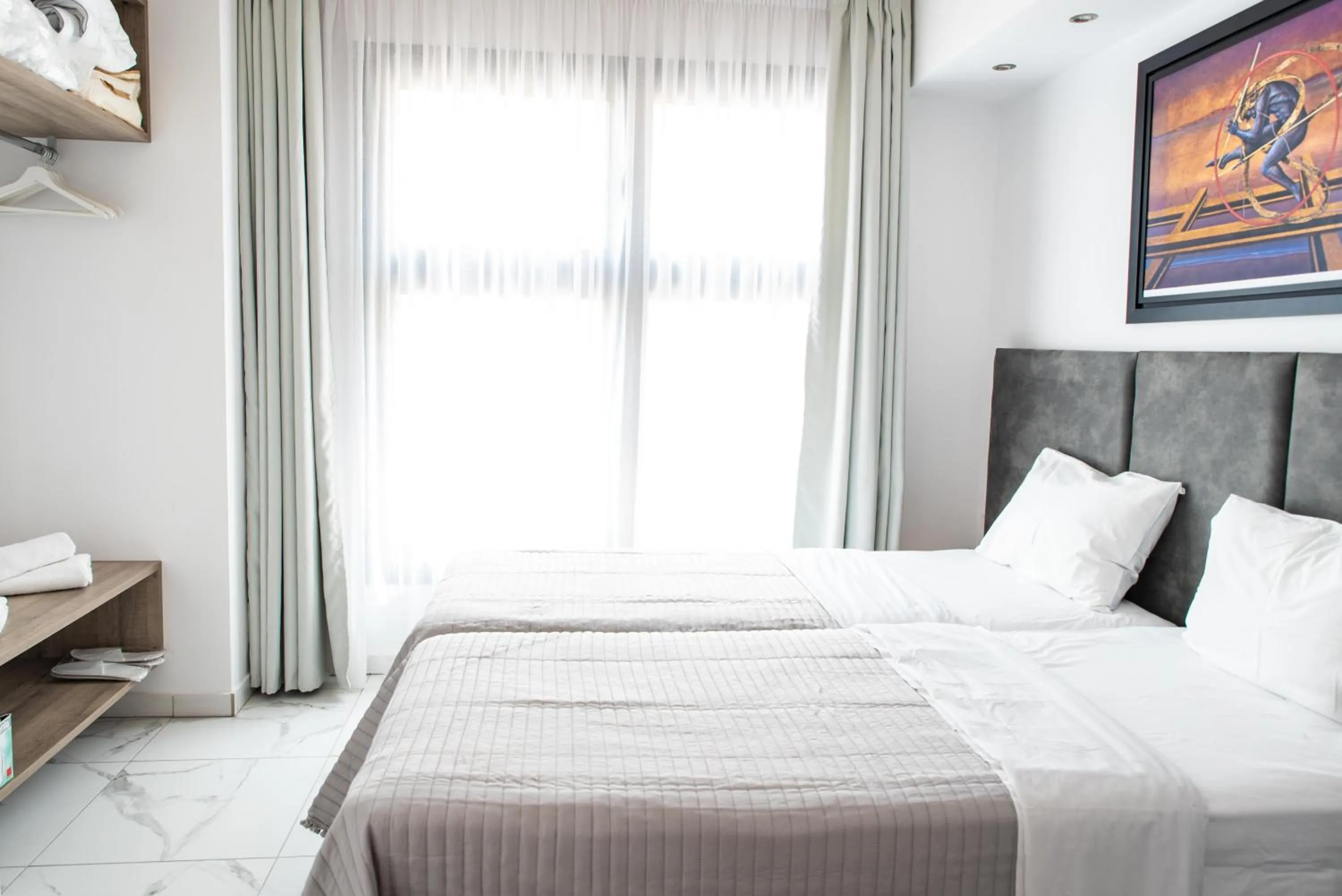 Bed in Sea & the City