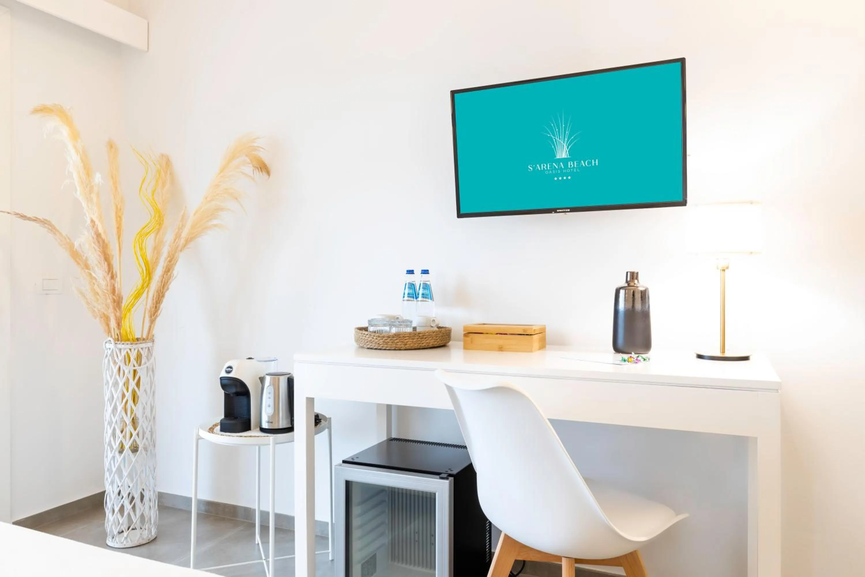 TV and multimedia in Hotel S'arena Beach