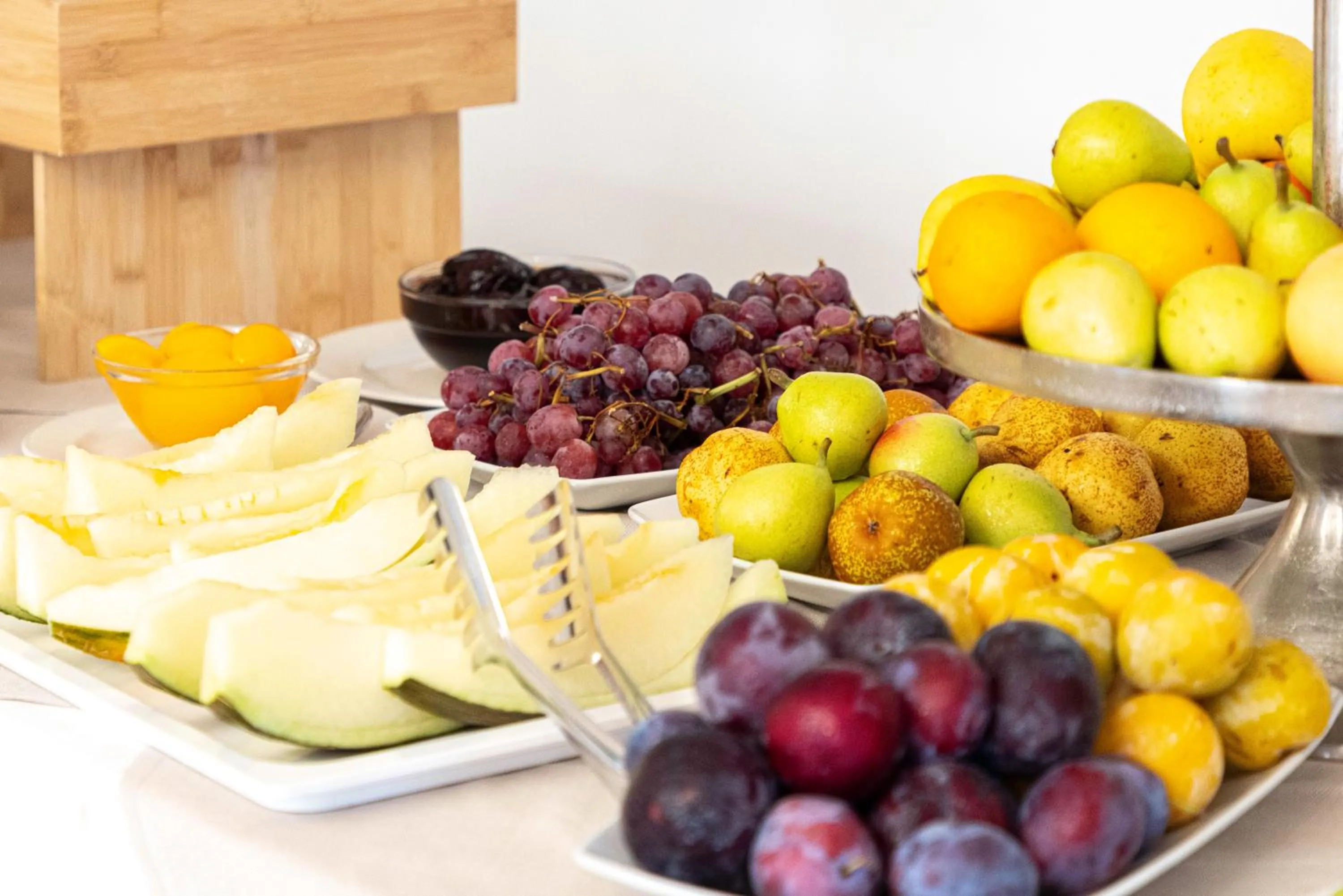 Food and drinks in Hotel S'arena Beach