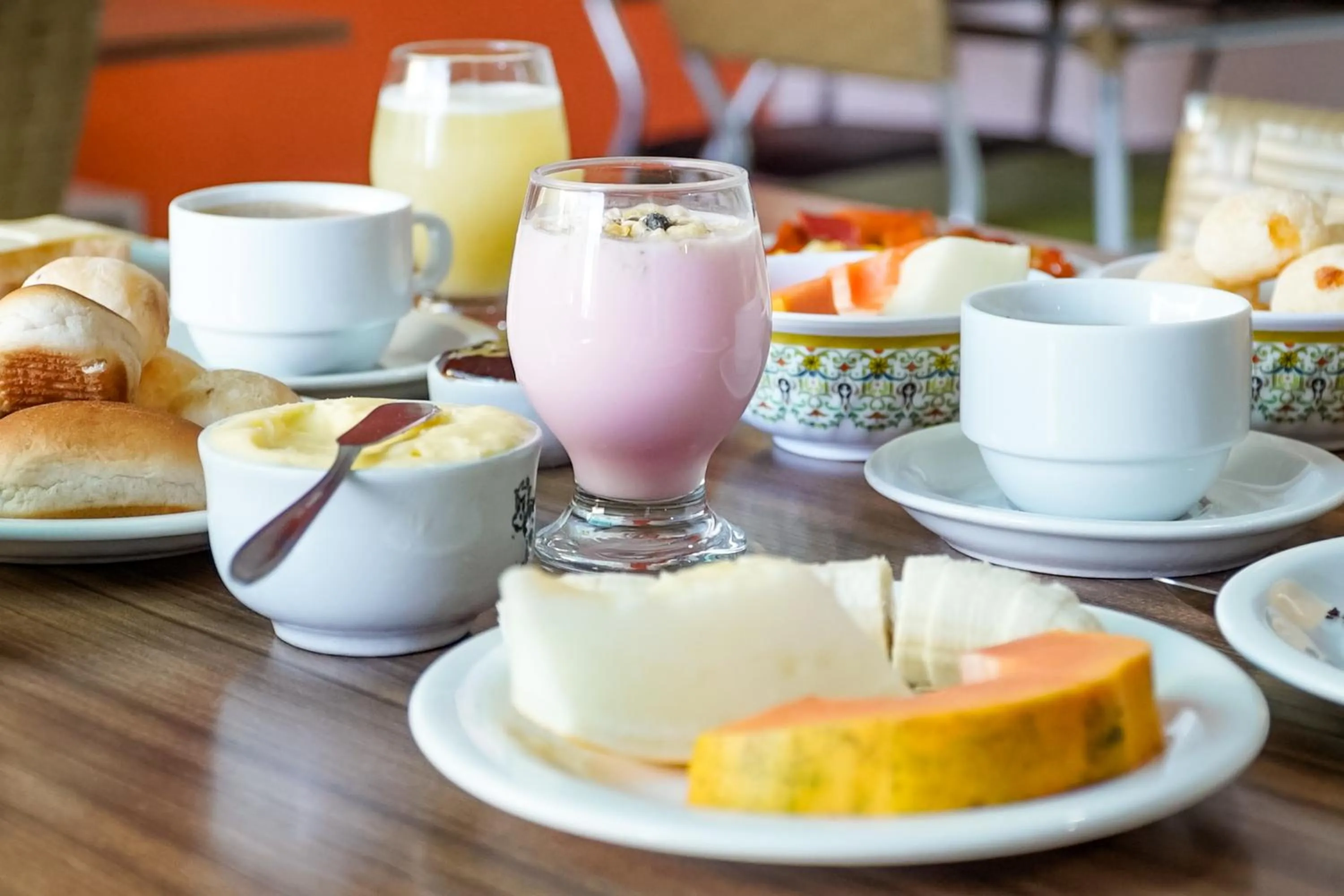 Food and drinks in VELINN Pousada Entre Praias