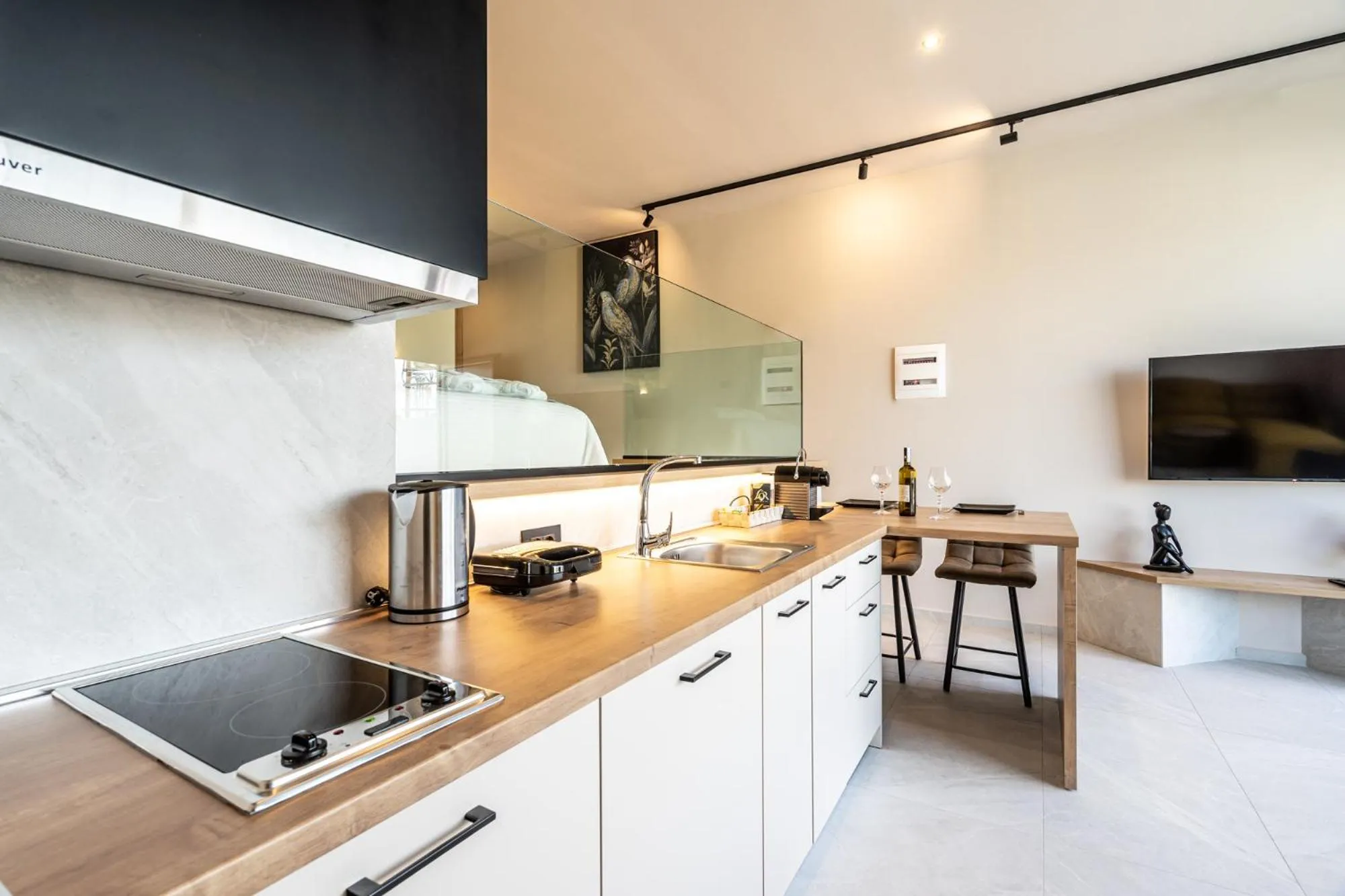 Kitchen or kitchenette in Pathos SeaSide Suites