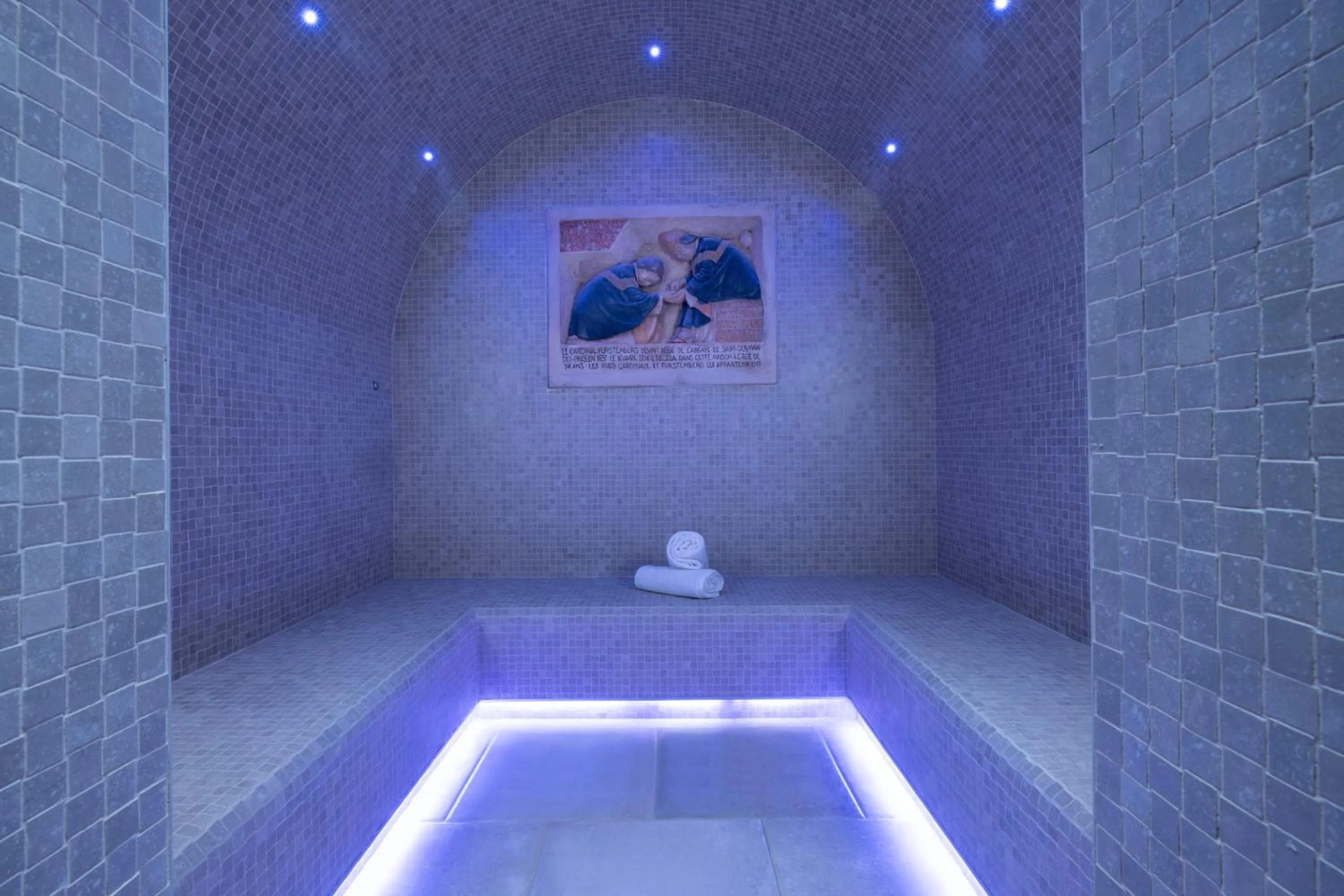 Steam room in Maison Cardinal Furstemberg