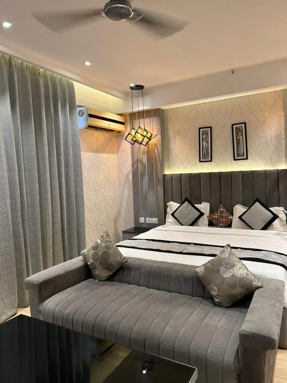 Bed in The Origin Suites DLF MY PAD