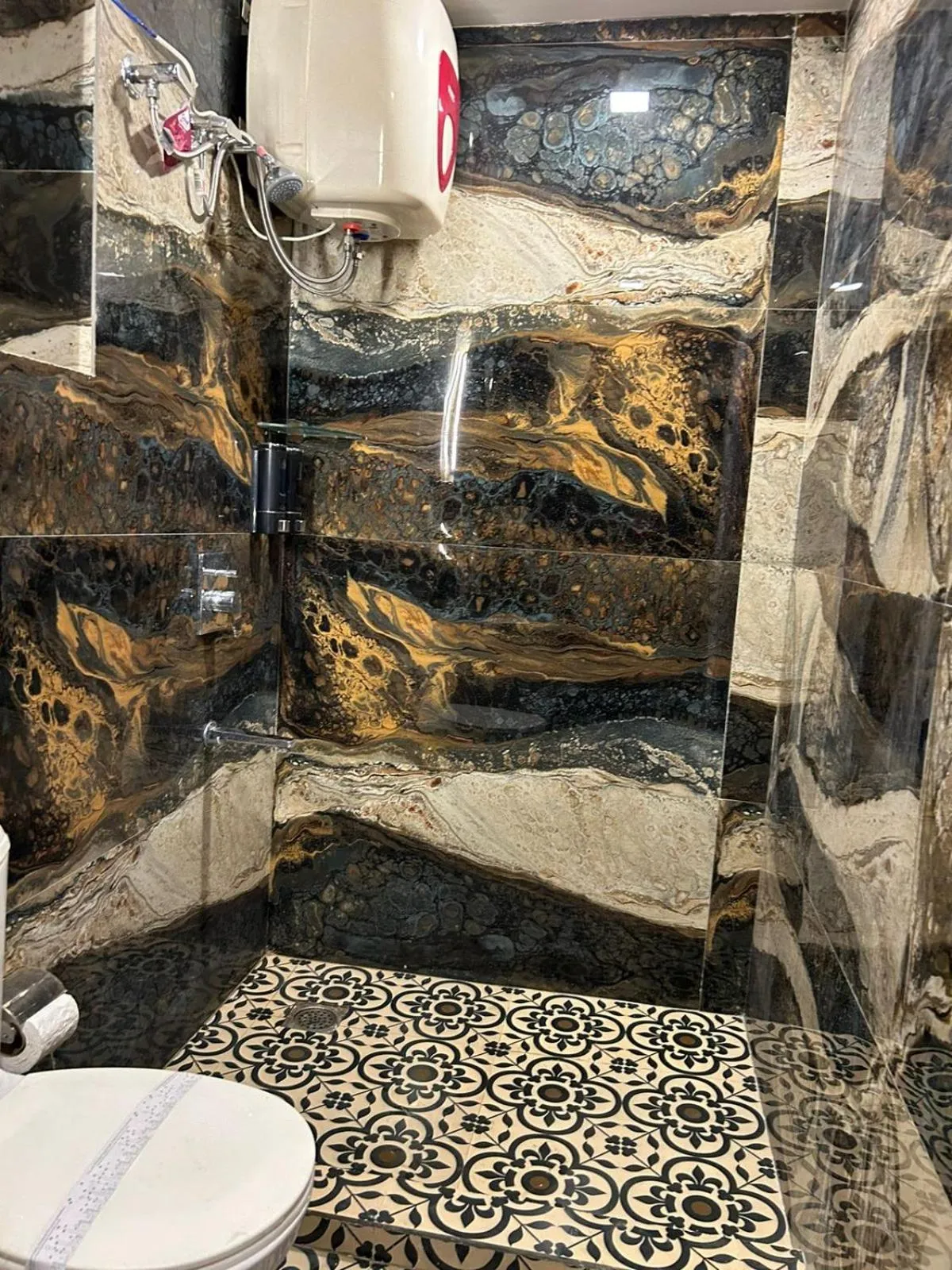 Bathroom in The Origin Suites DLF MY PAD