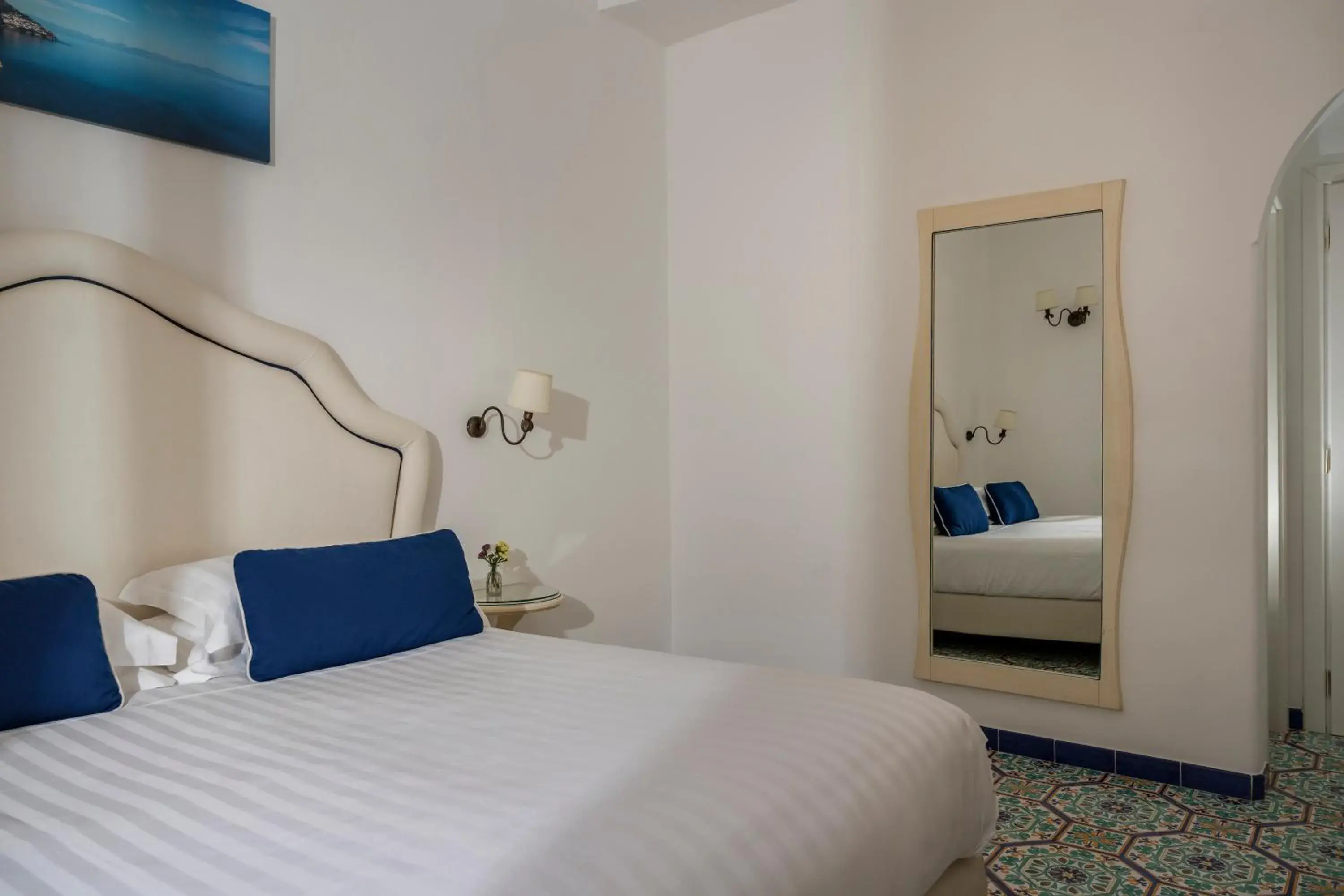 Classic Double Room with Terrace in Hotel Savoia Classic Double Room with Terrace in Hotel Savoia