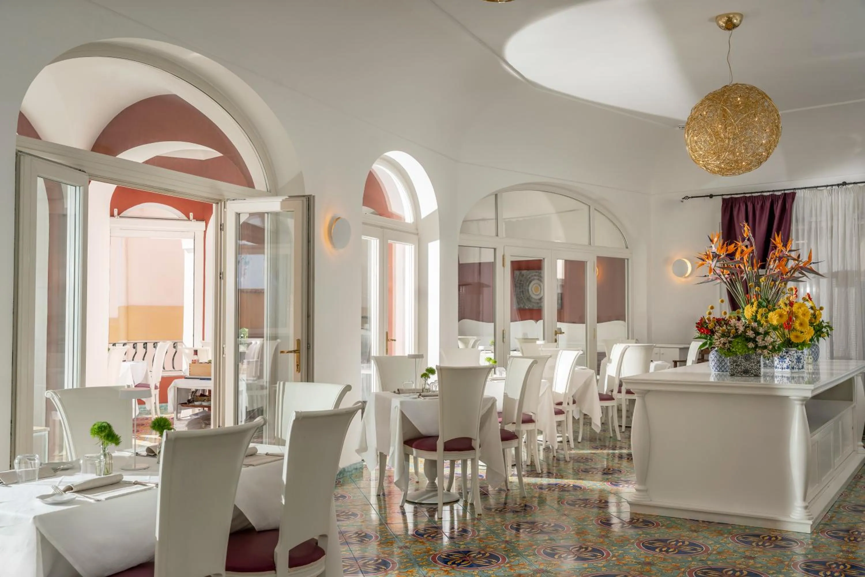 Restaurant/places to eat in Hotel Savoia