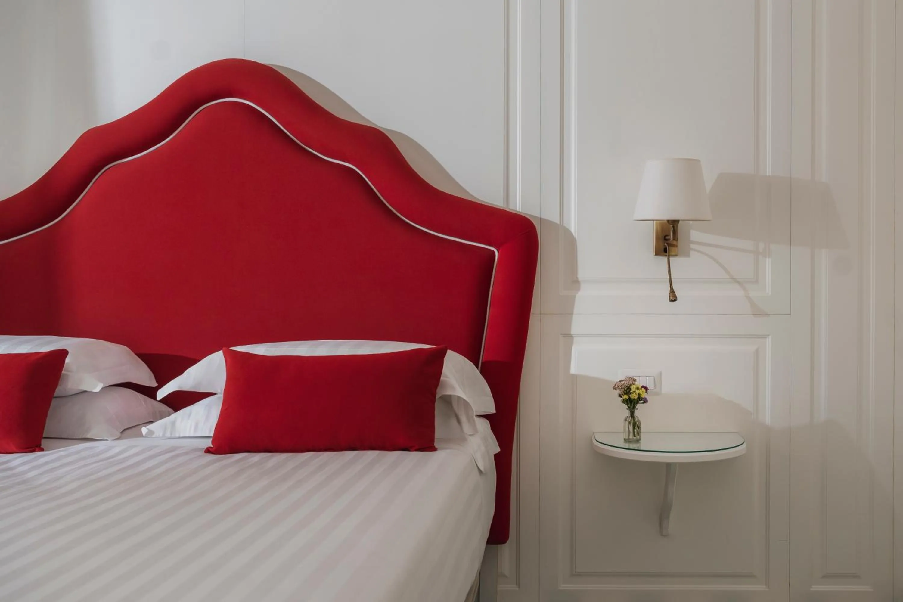 Bedroom, Bed in Hotel Savoia