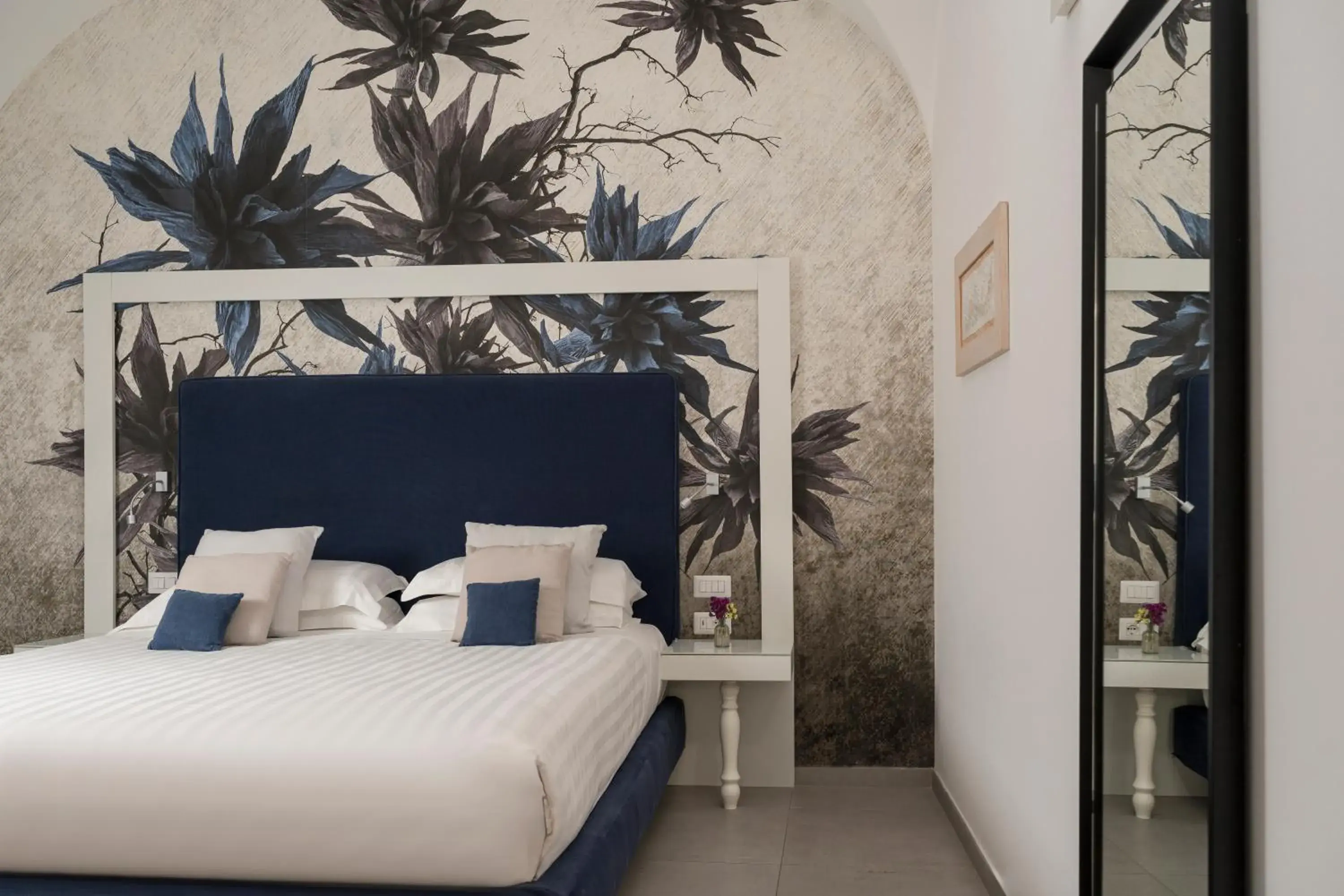 Apartment in Hotel Savoia Apartment in Hotel Savoia