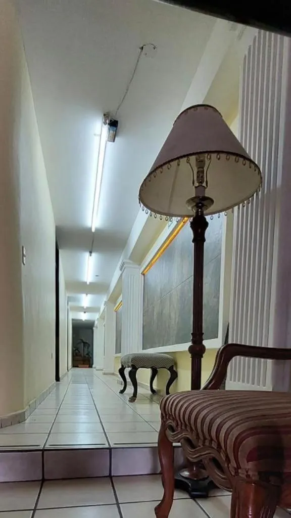Seating area in Hotel el Cortes