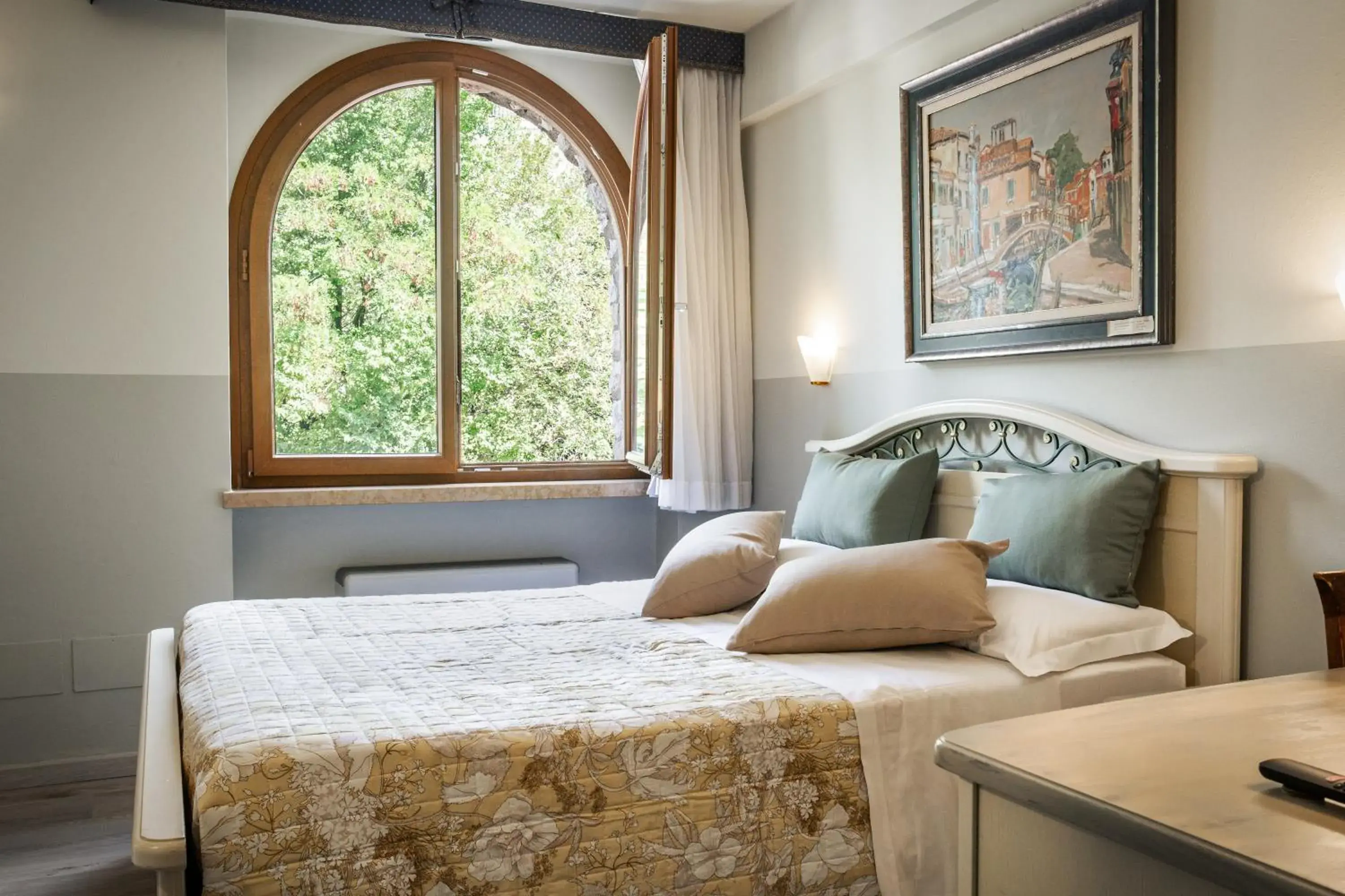Double Room with Street View in Villa San Giorgio Double Room with Street View in Villa San Giorgio