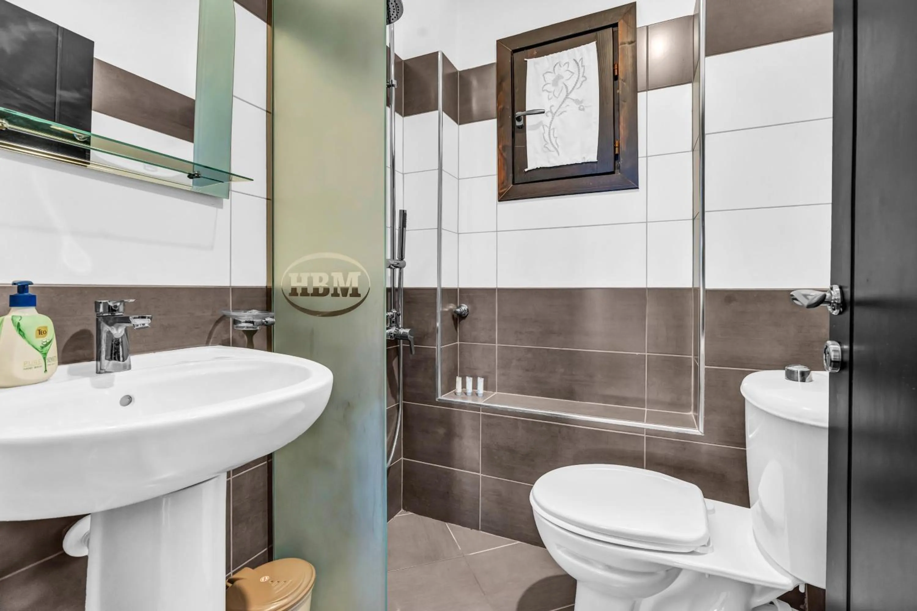 Shower in Villa ELMAR