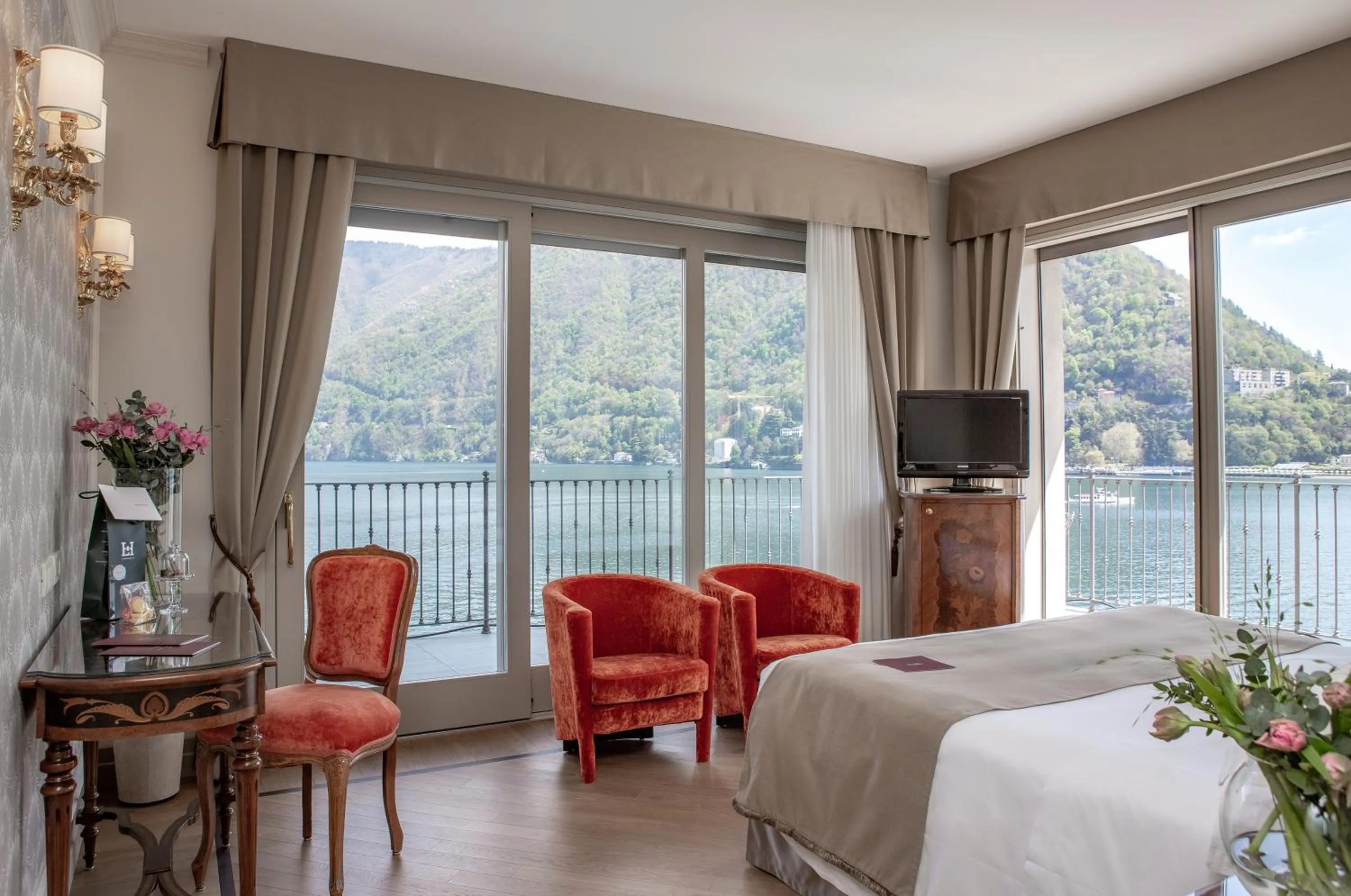 Bedroom, Bed in Hotel Villa Flori