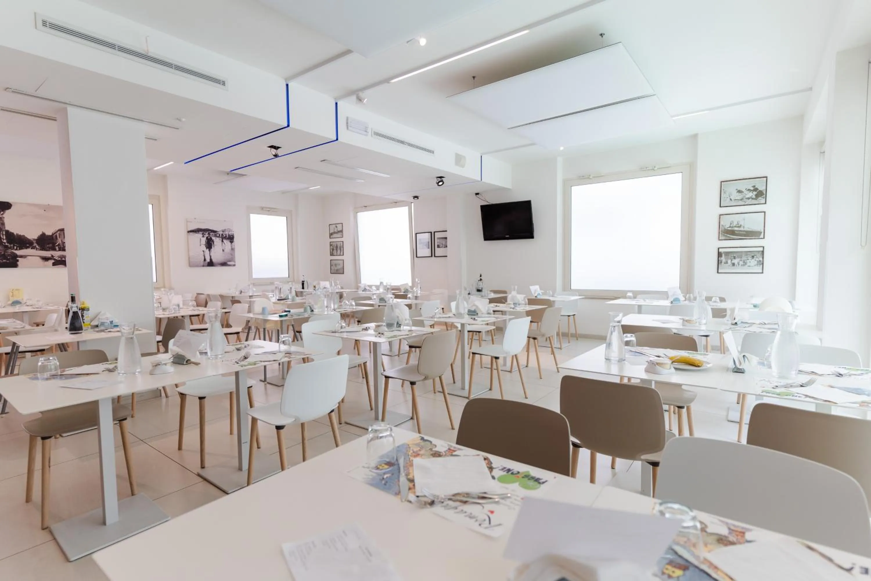 Restaurant/places to eat in Hotel Romagna