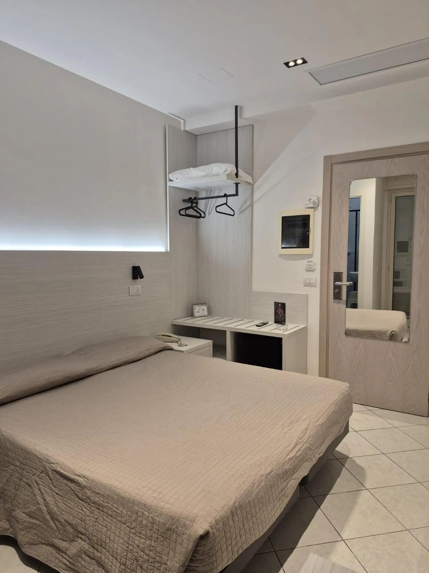 Photo of the whole room, Bed in Hotel Romagna