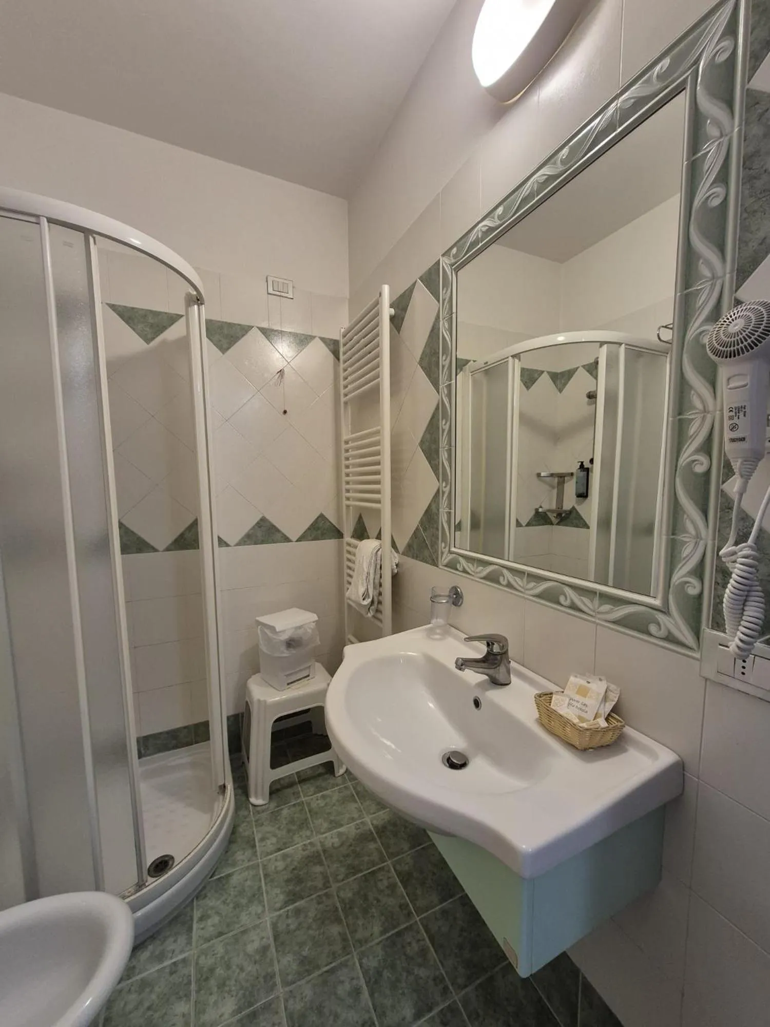 Bathroom in Hotel Romagna