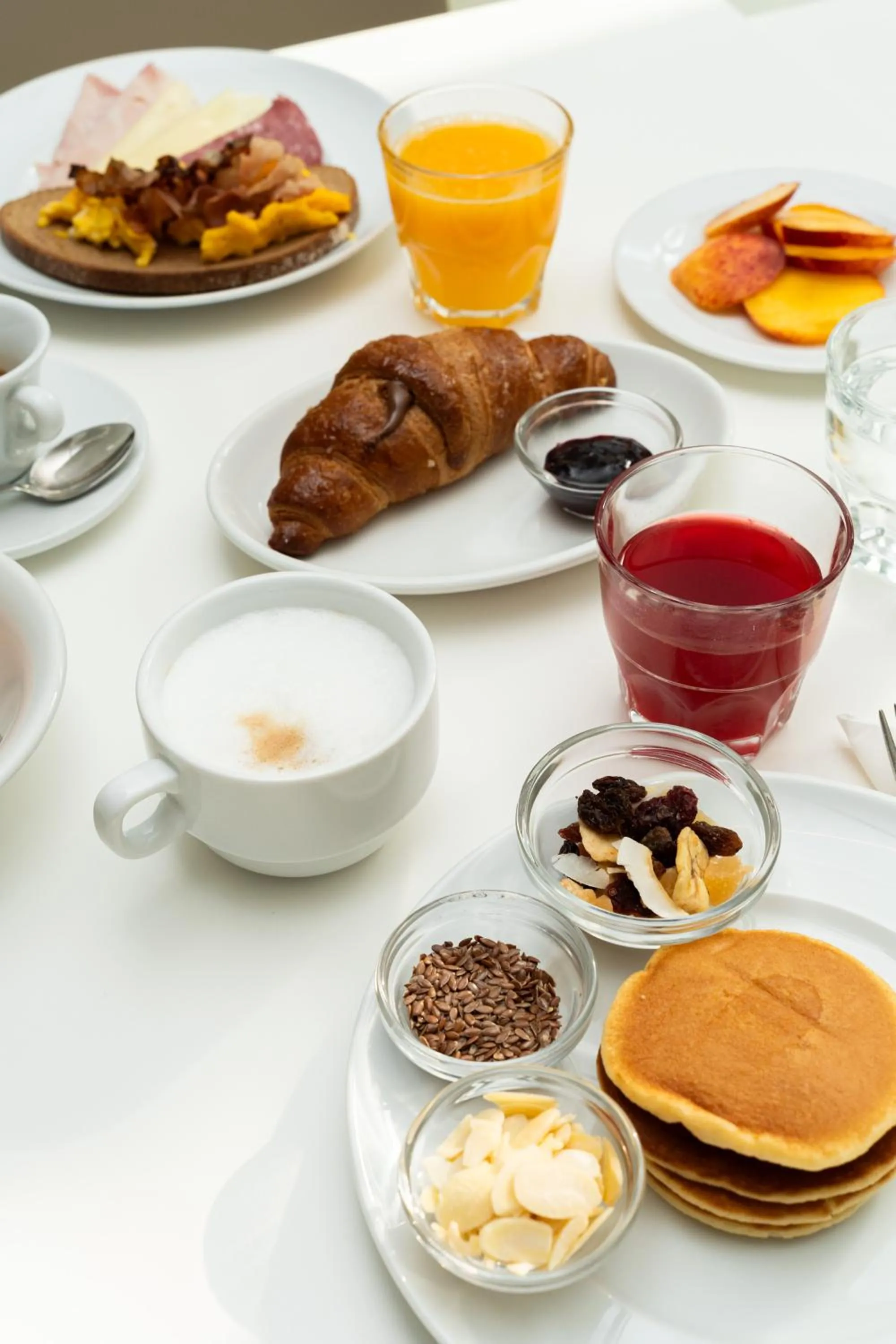 Breakfast in Hotel Romagna