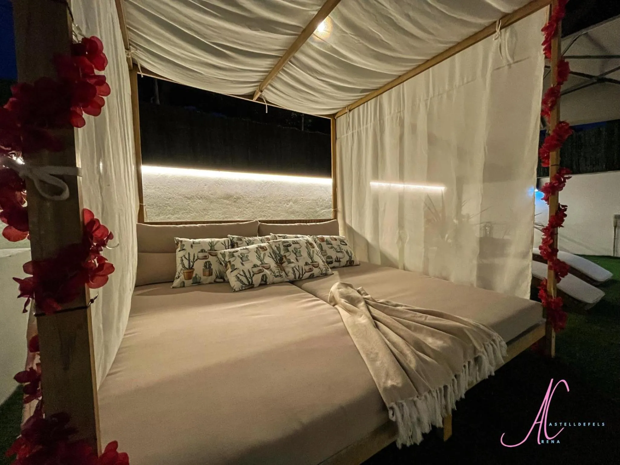 Garden, Bed in Arena Castelldefels