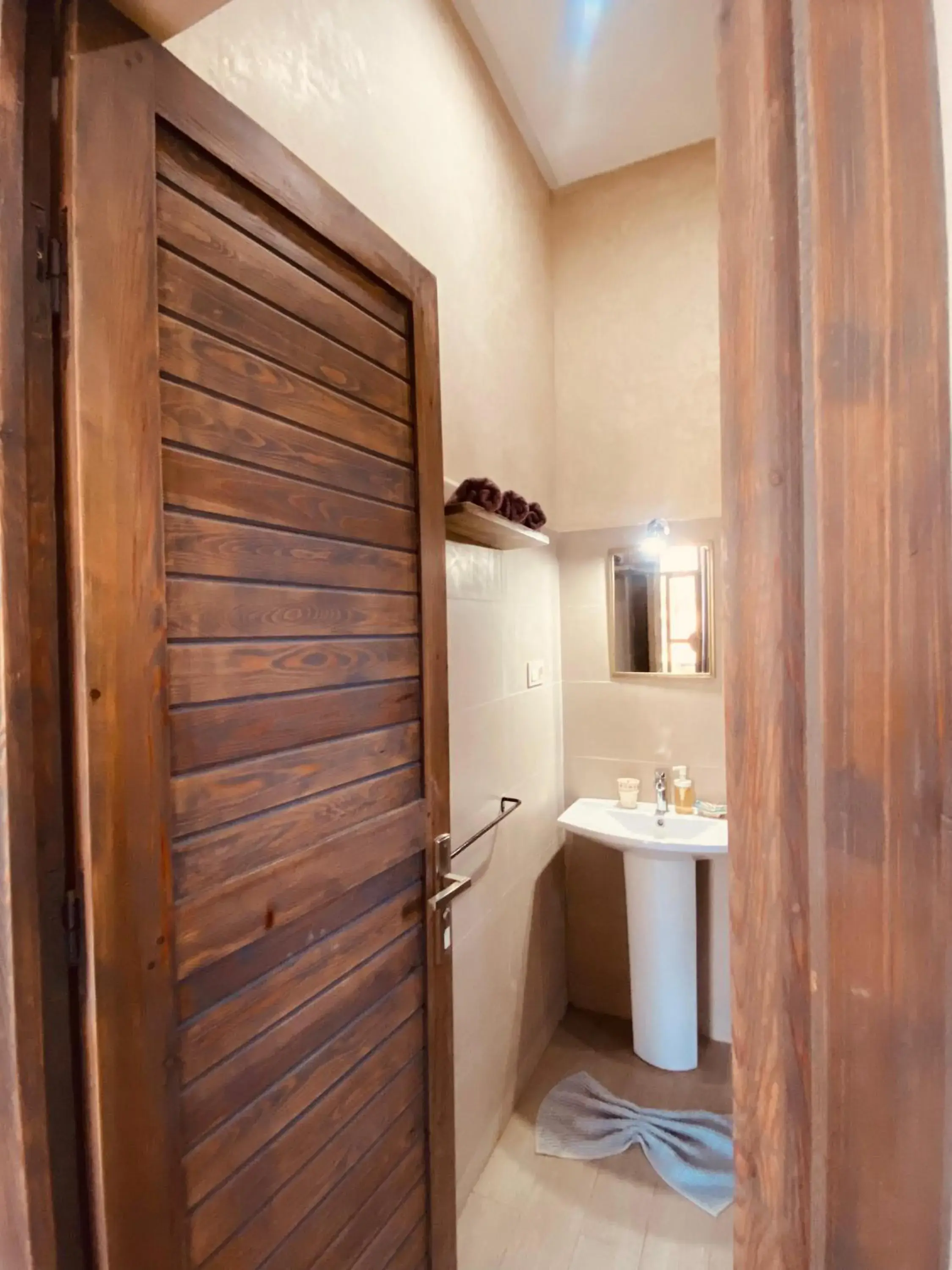Bathroom in Dar Ayman Essaouira Bathroom in Dar Ayman Essaouira