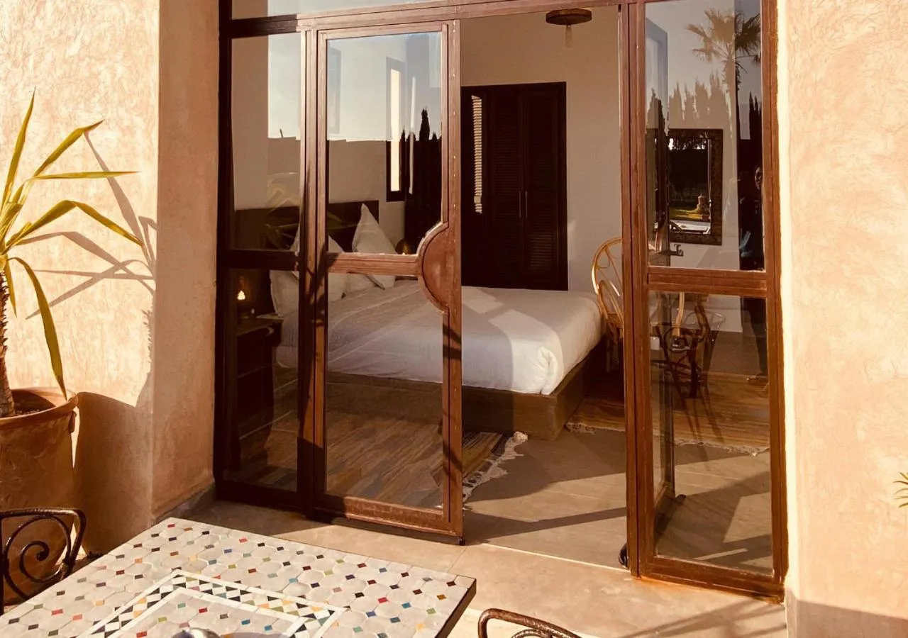 Balcony/Terrace, Bed in Dar Ayman Essaouira
