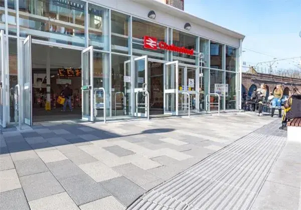 Neighbourhood in Luxurious One Bedroom Apartment in Bond Street, Chelmsford City Centre with Sky TV Neighbourhood in Luxurious One Bedroom Apartment in Bond Street, Chelmsford City Centre with Sky TV