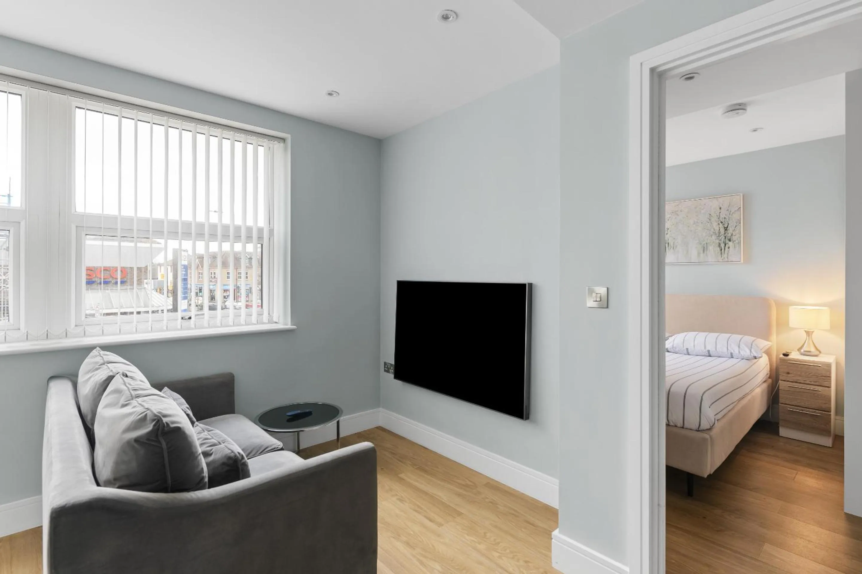 Living room, Bed in Bond Street, Chelmsford City Centre, with Sky TV