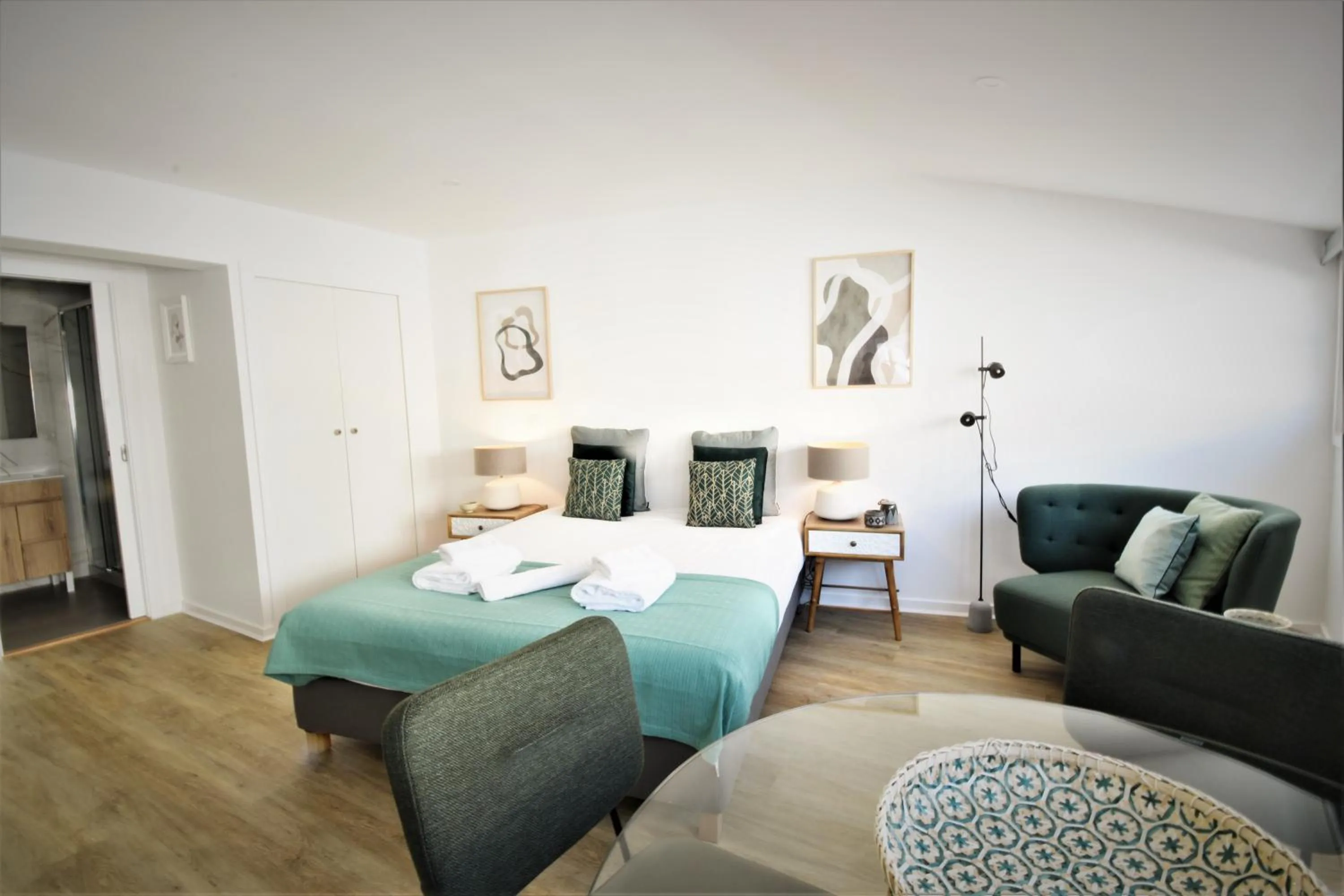 Living room, Bed in Sophia Studios