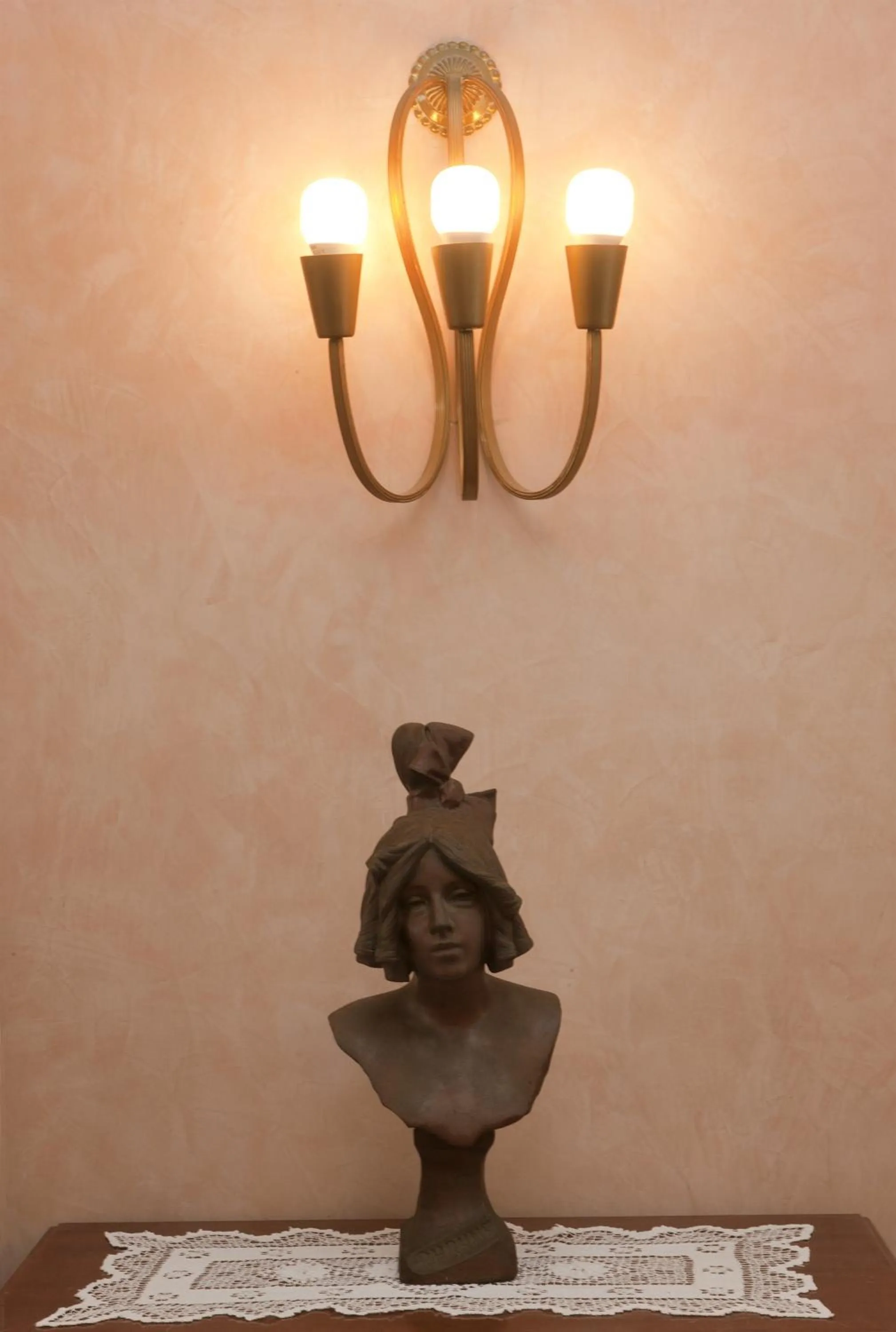 Decorative detail in Hotel Boston