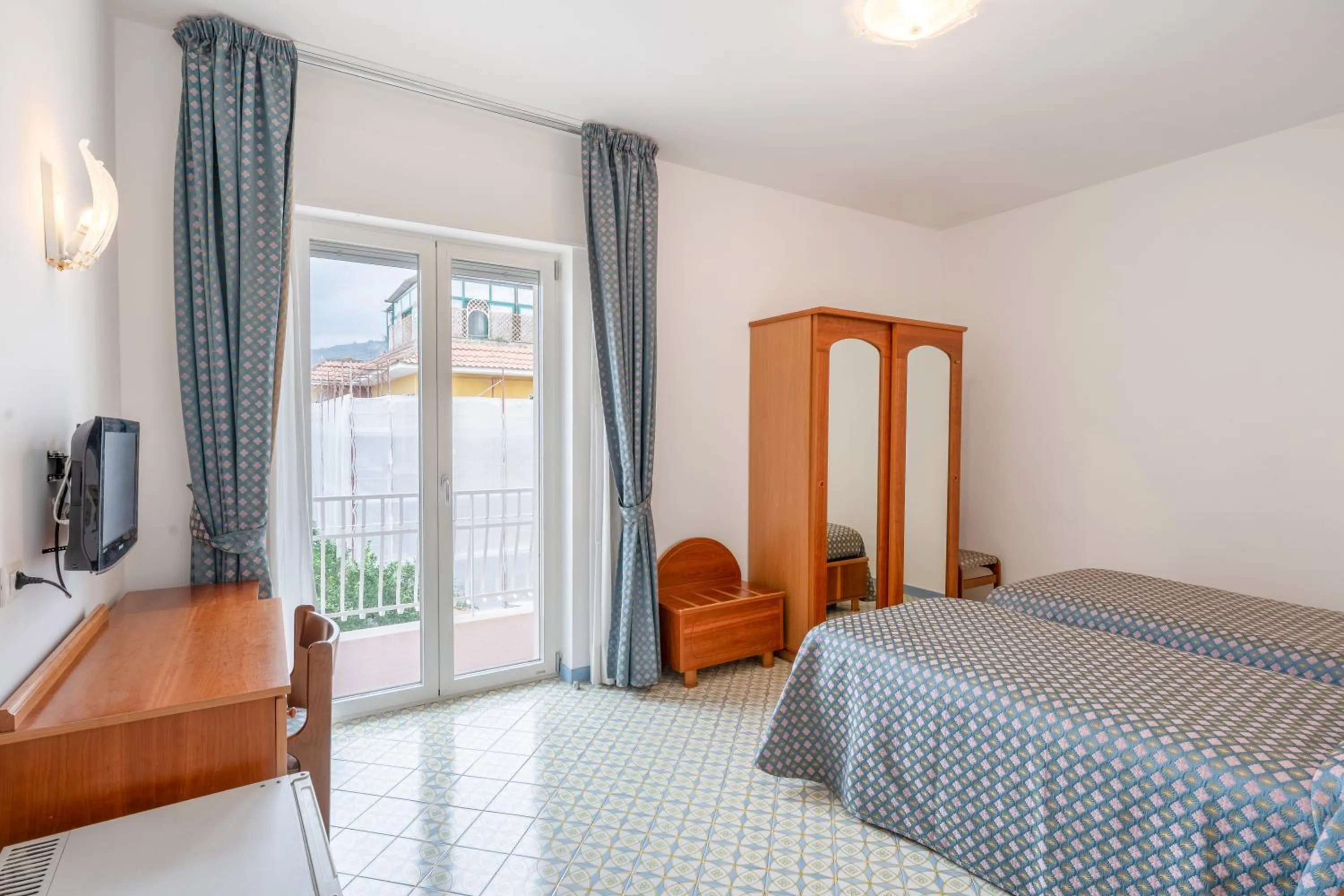 Bedroom, Bed in Hotel Eliseo Park's