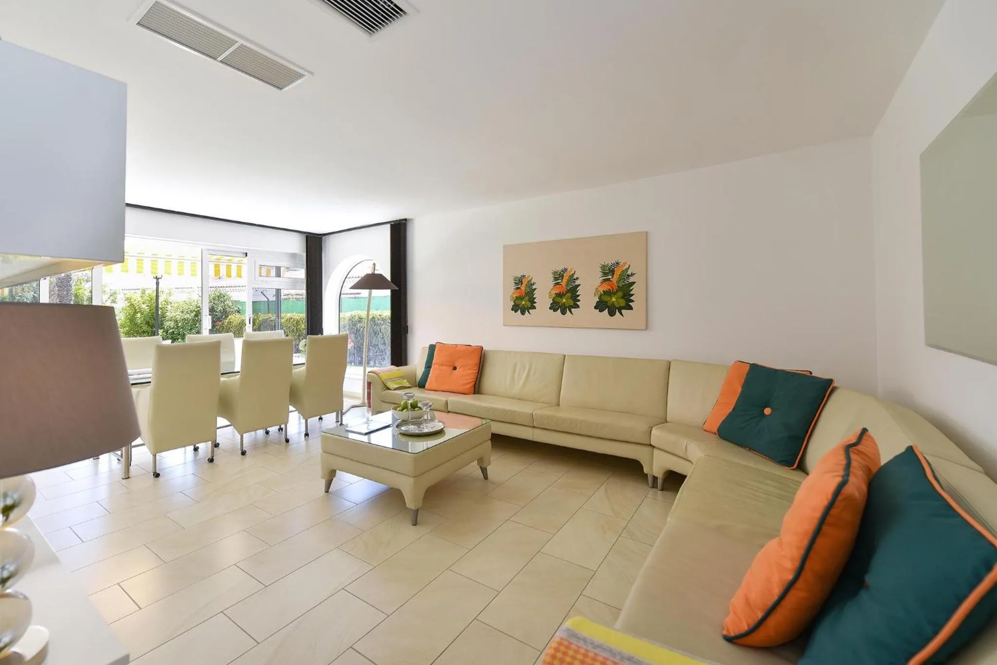 Living room in Bungalow Sun Club EM259A by VillaGranCanaria