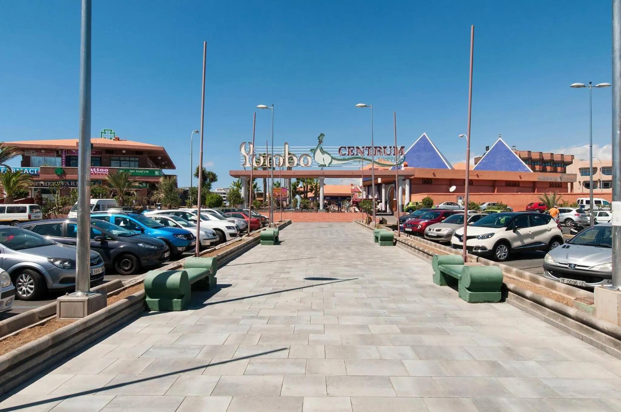 Neighbourhood in Bungalow Sun Club EM259A by VillaGranCanaria