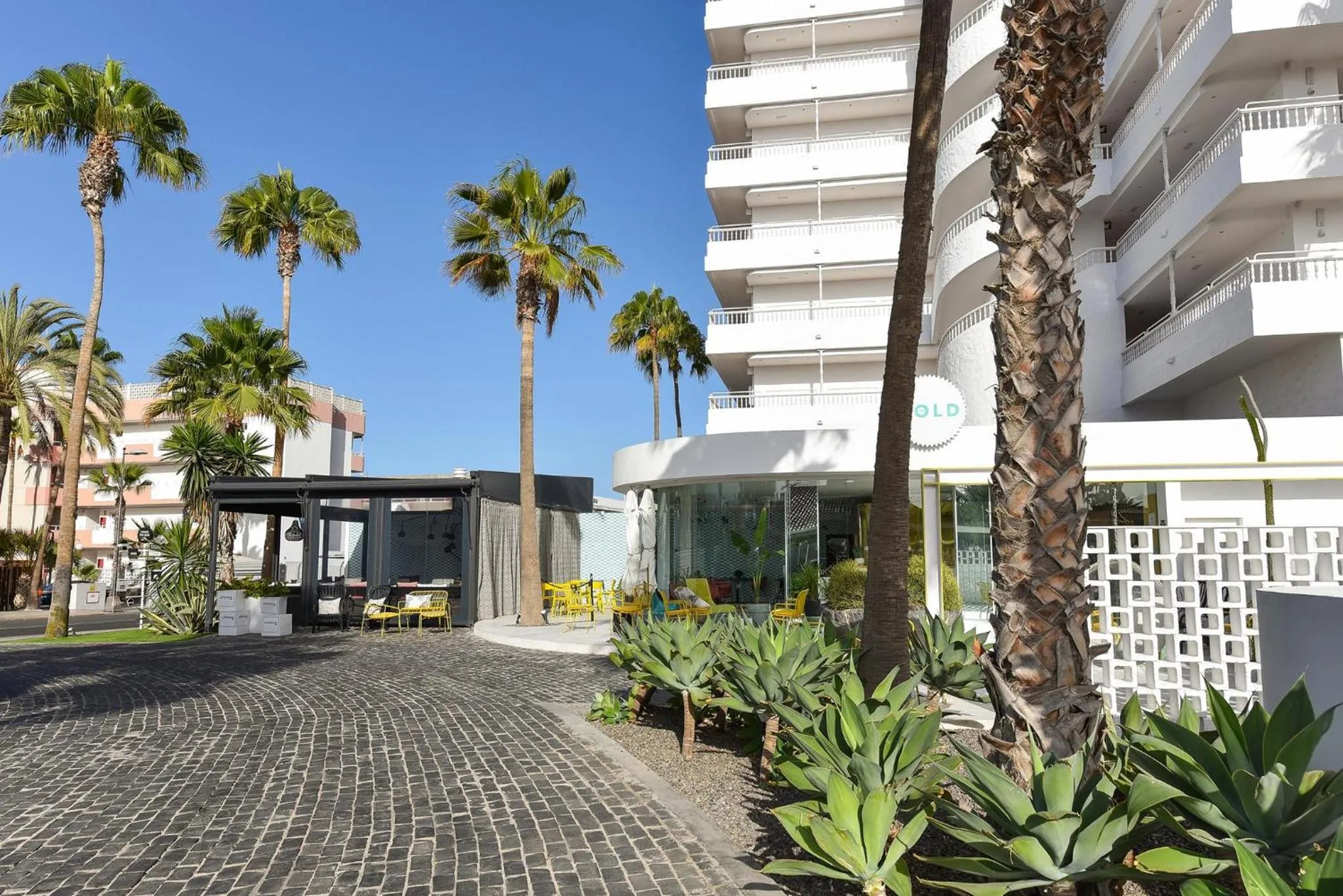 Neighbourhood in Bungalow Sun Club EM259A by VillaGranCanaria