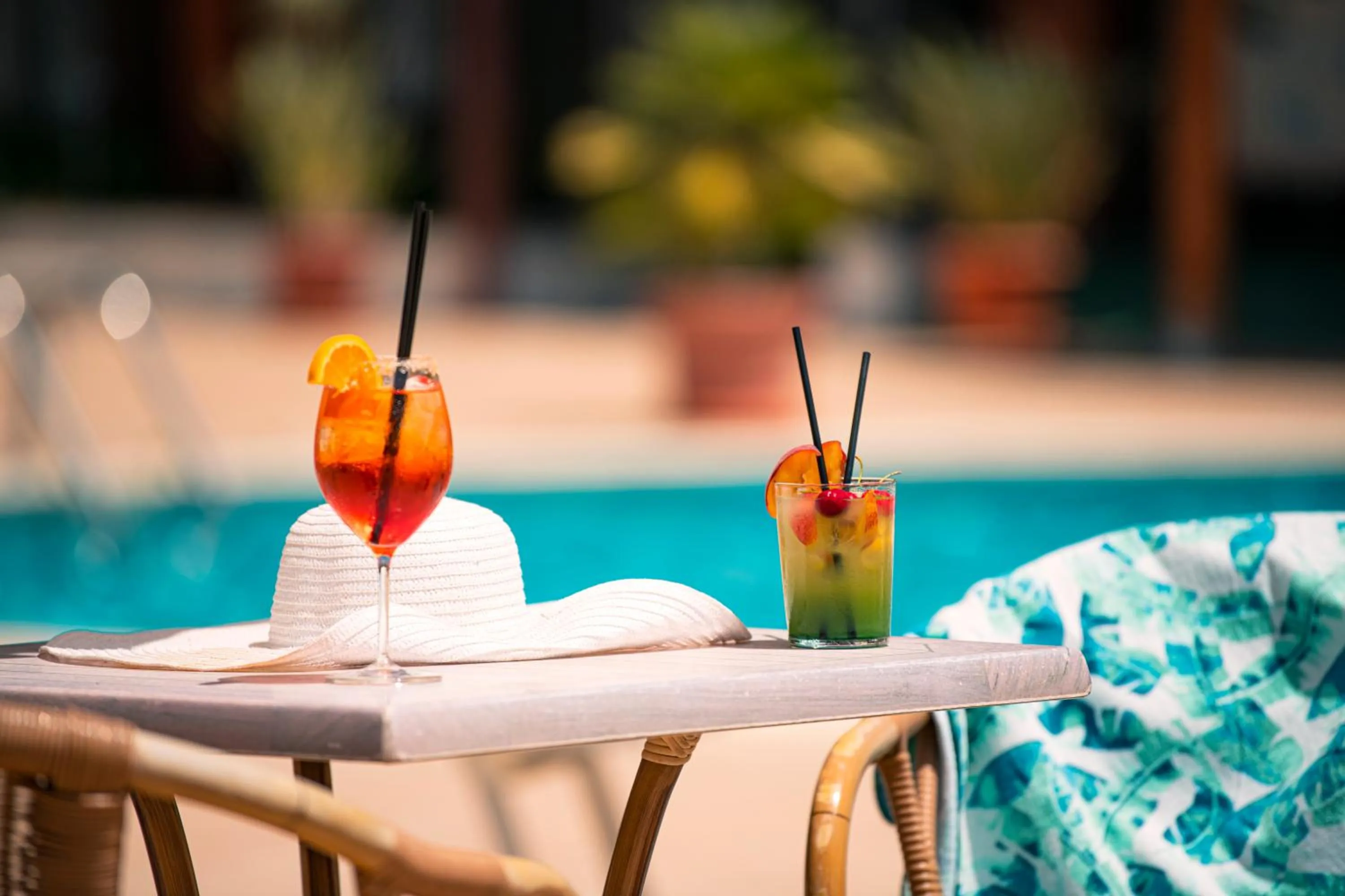 Pool view in Hotel Califfo