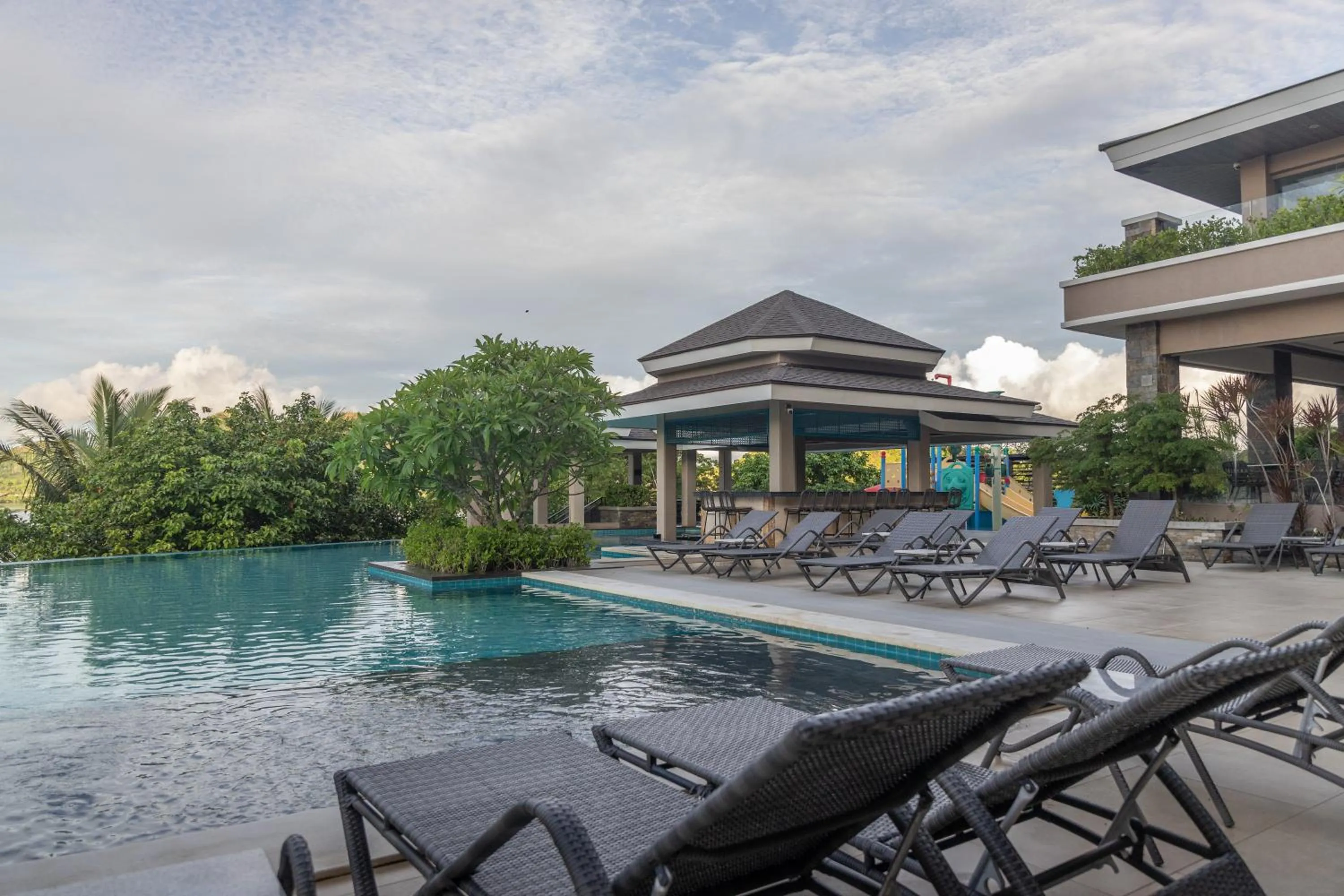 Swimming pool in Zuri Resort