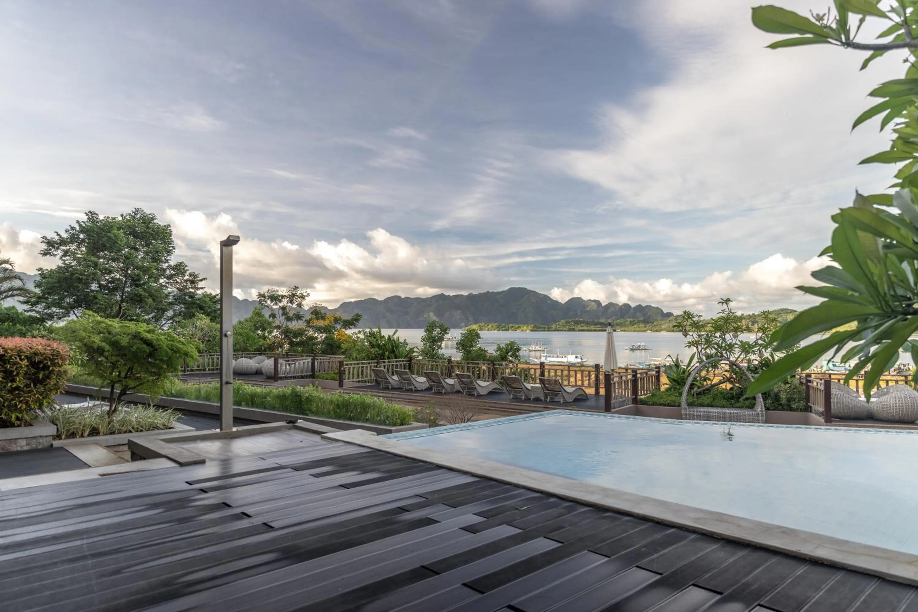 Swimming pool in Zuri Resort