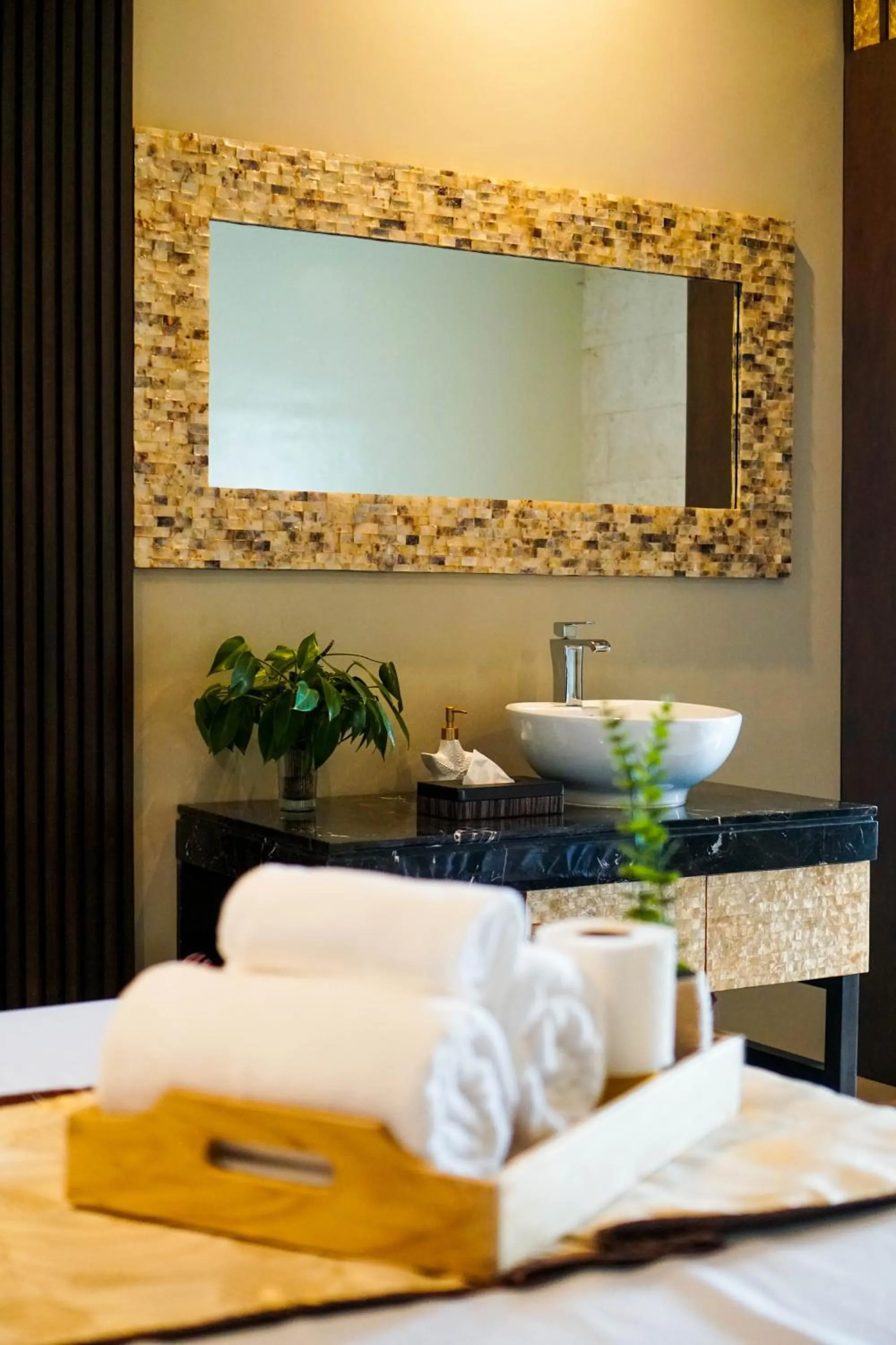 Spa and wellness centre/facilities, Bed in Zuri Resort