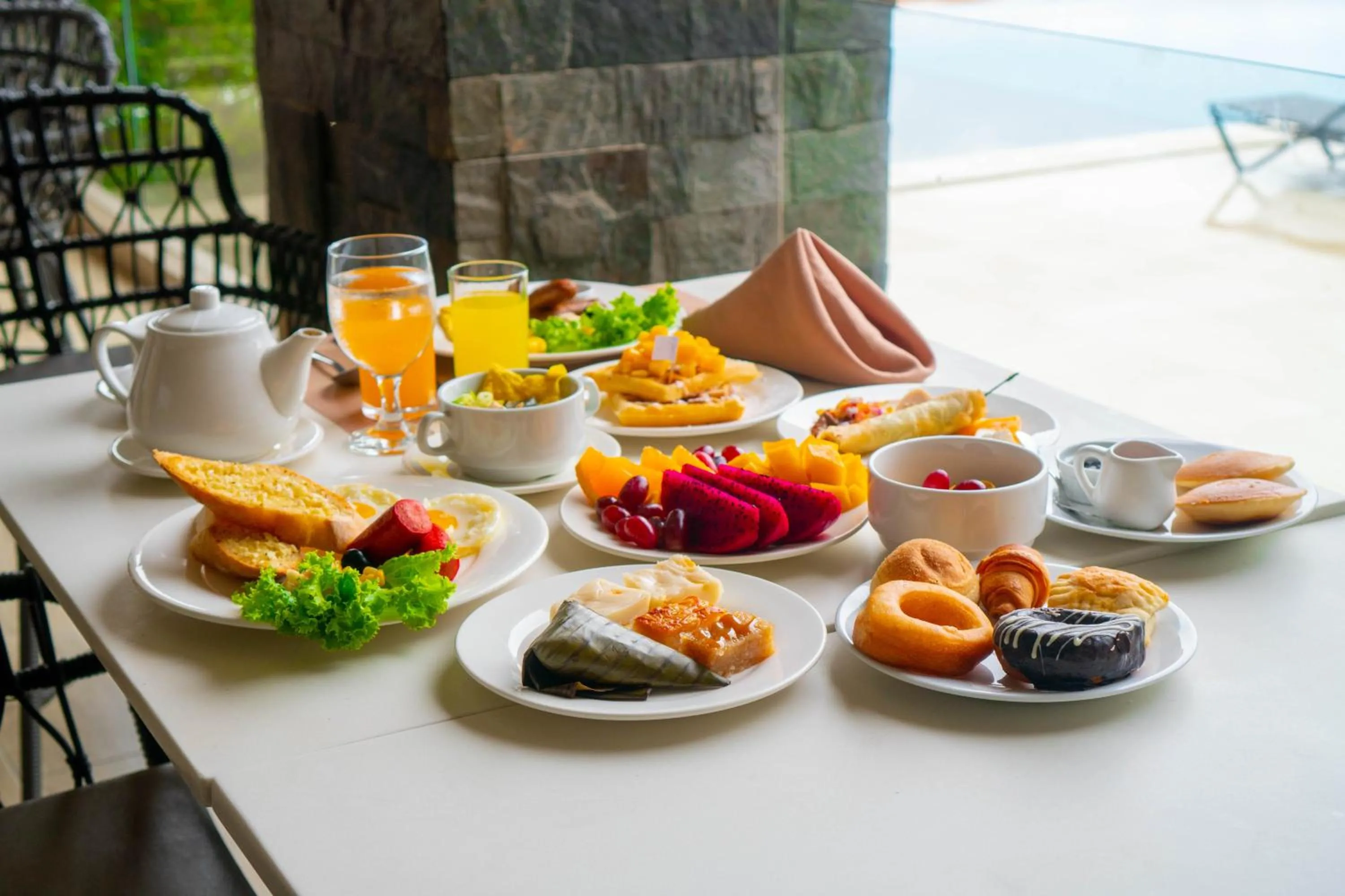 Restaurant/places to eat in Zuri Resort