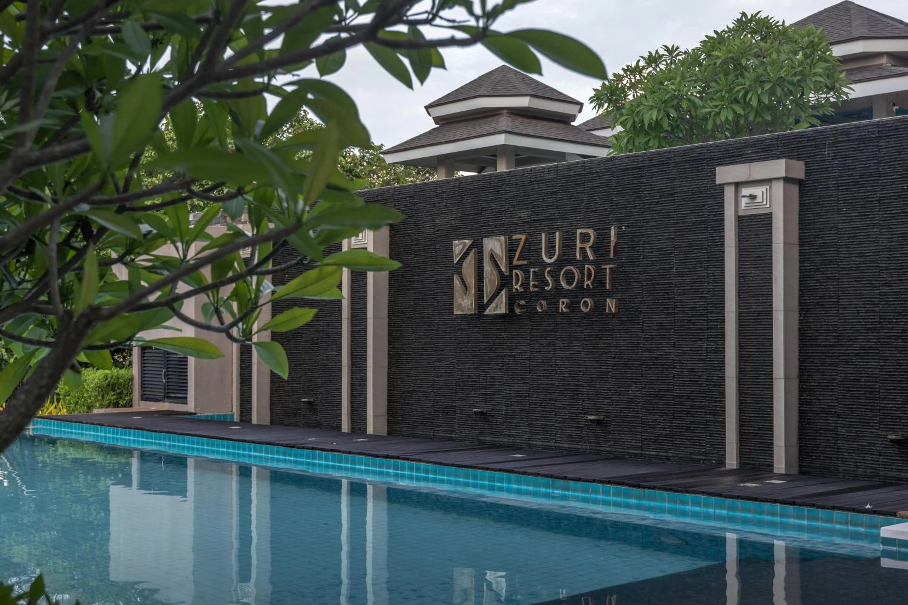 Swimming pool in Zuri Resort