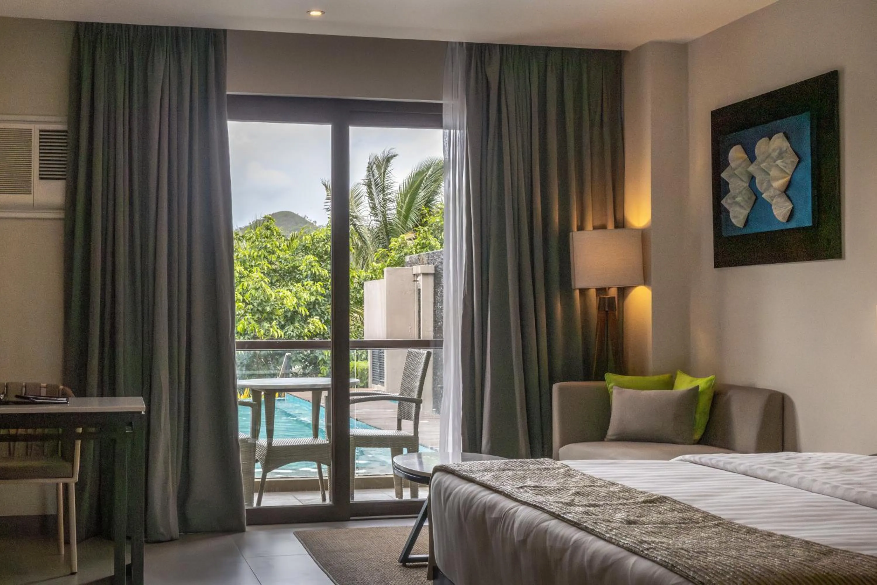 Photo of the whole room, Bed in Zuri Resort