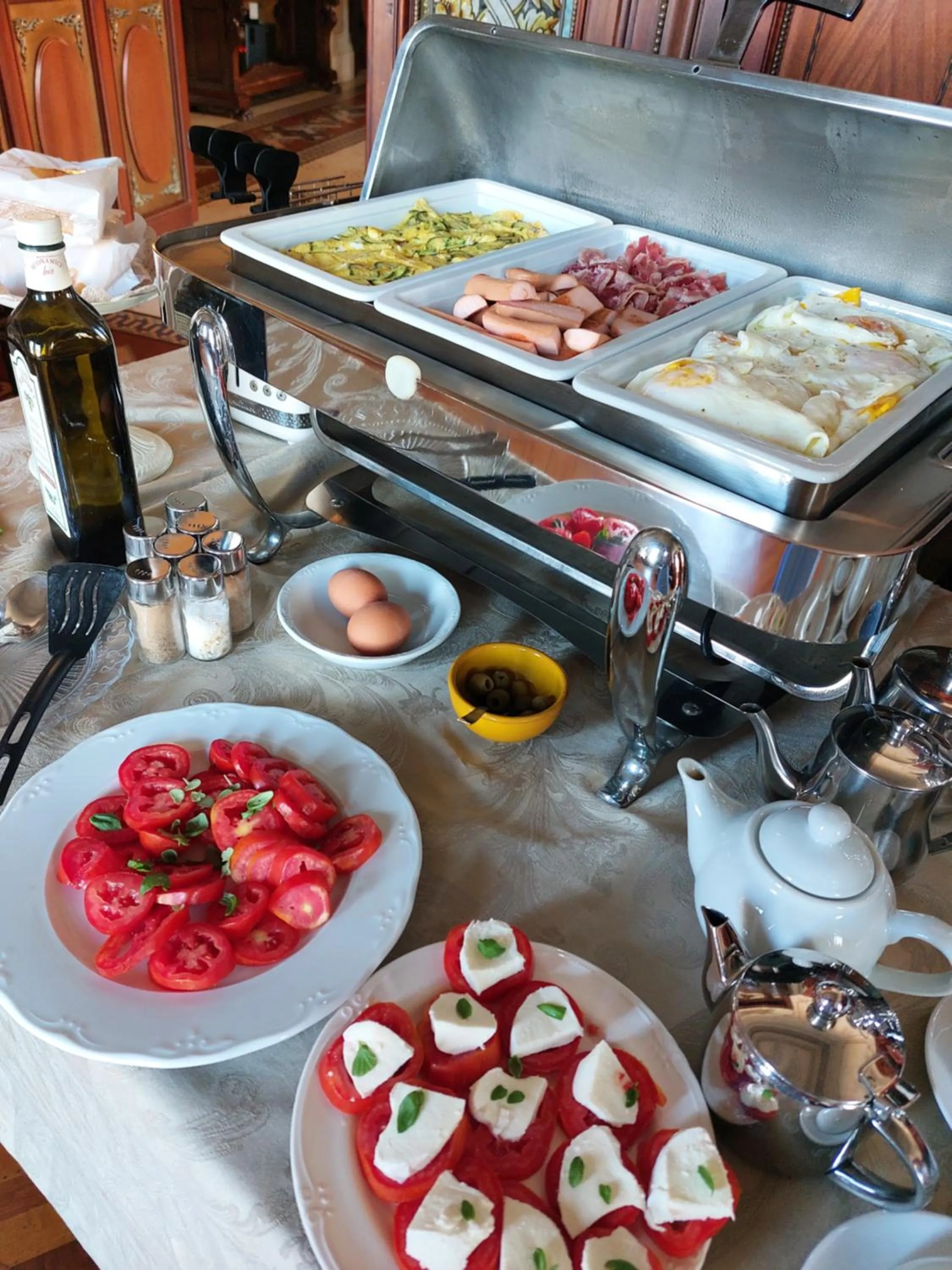 Breakfast in Villa Tina Hotel