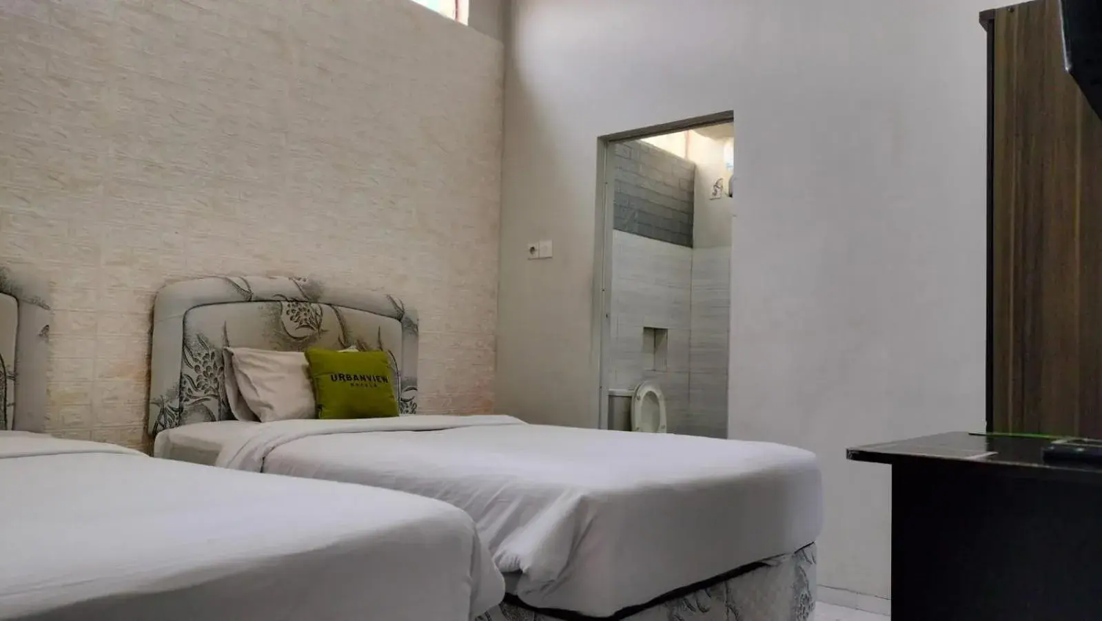 Photo of the whole room, Bed in Kozy 15 Guesthouse Photo of the whole room, Bed in Kozy 15 Guesthouse