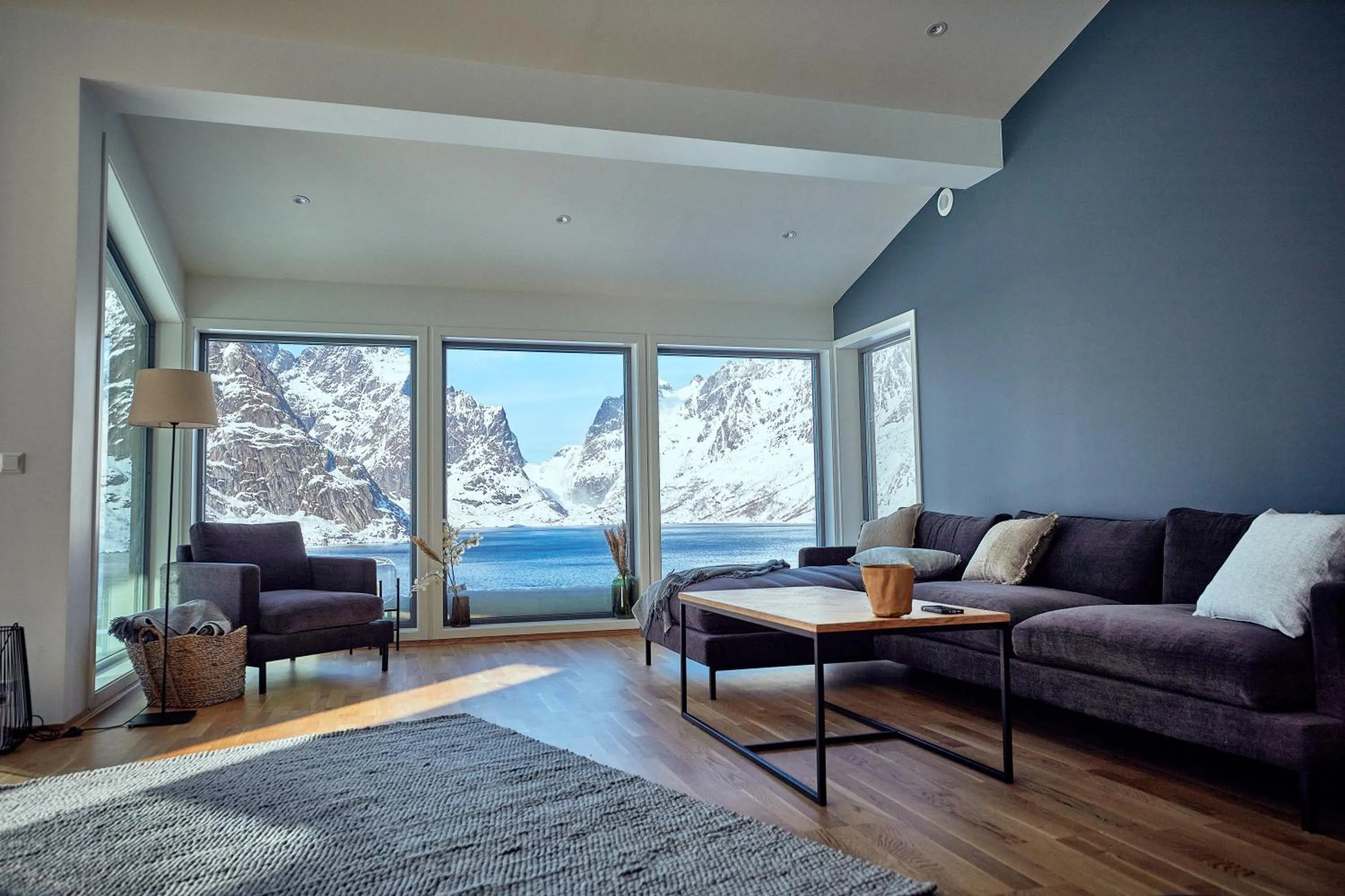 Living room in Lofoten panorama luxury home with sauna in Reine