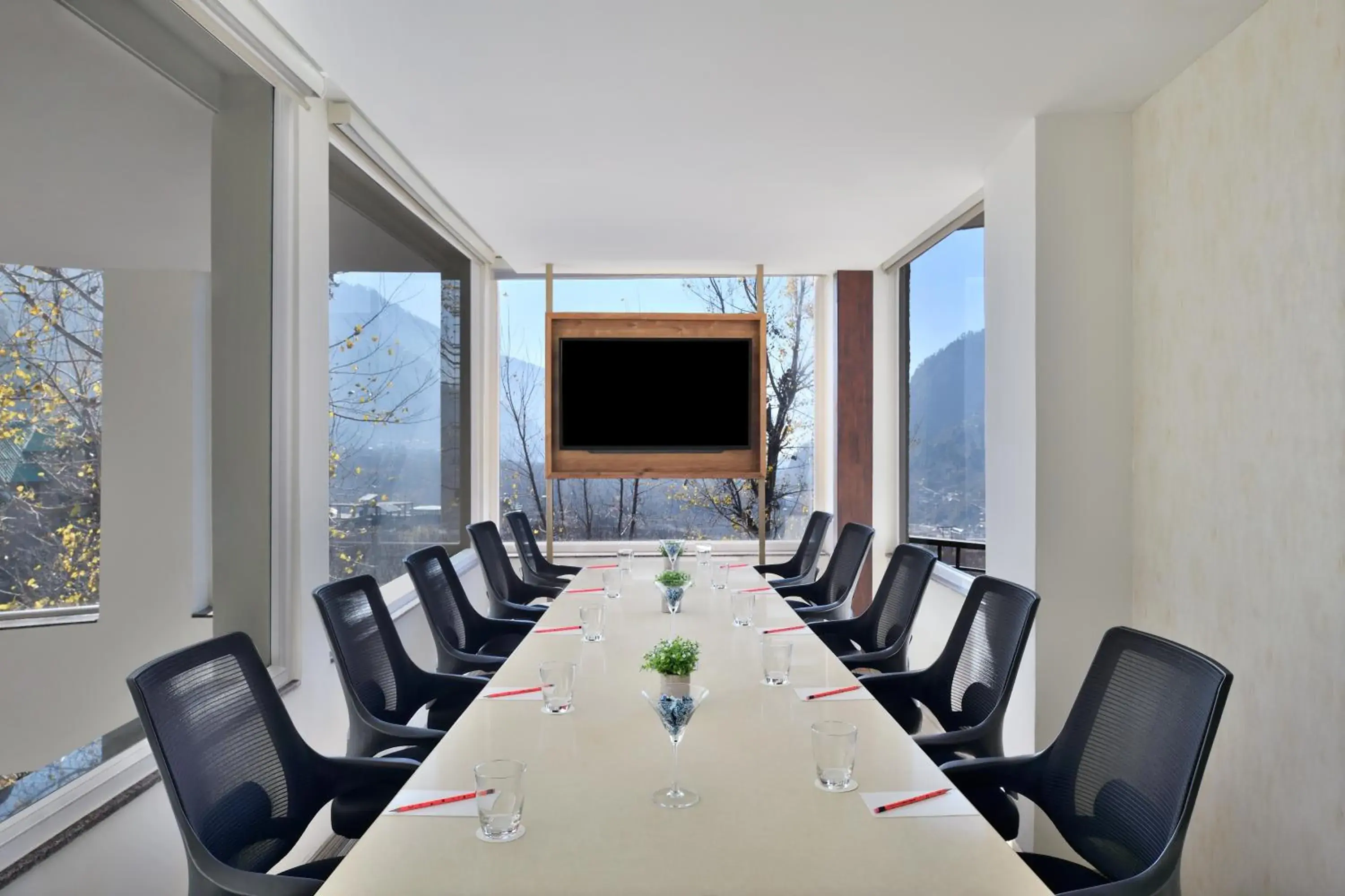 Meeting/conference room in juSTa Grand View Resort & Spa, Manali Meeting/conference room in juSTa Grand View Resort & Spa, Manali