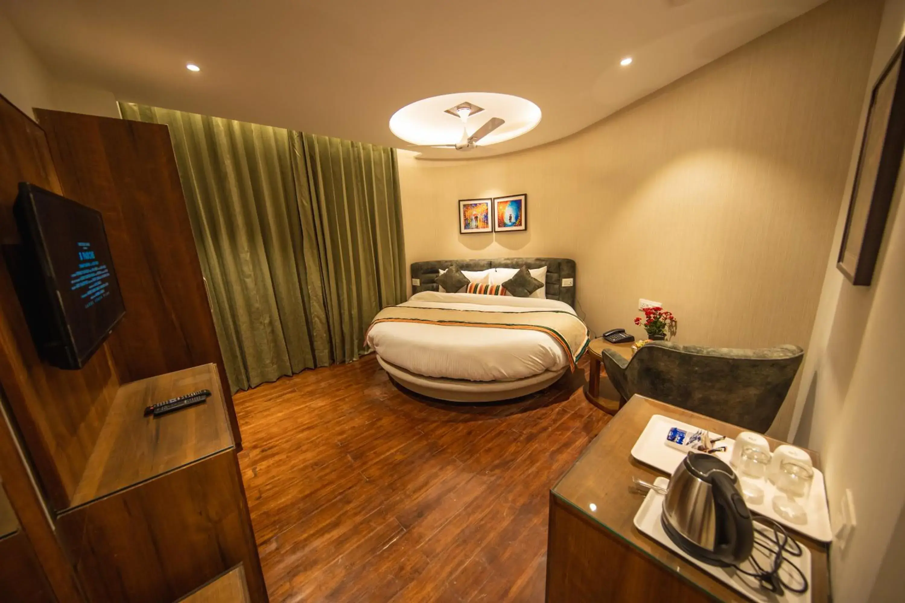 Bed in juSTa Grand View Resort & Spa, Manali Bed in juSTa Grand View Resort & Spa, Manali