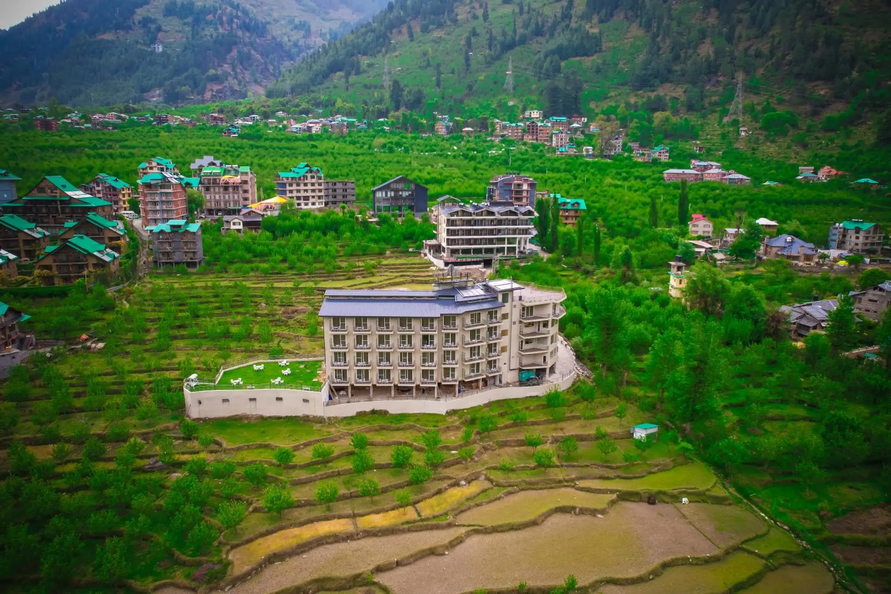 Property building in juSTa Grand View Resort & Spa, Manali Property building in juSTa Grand View Resort & Spa, Manali