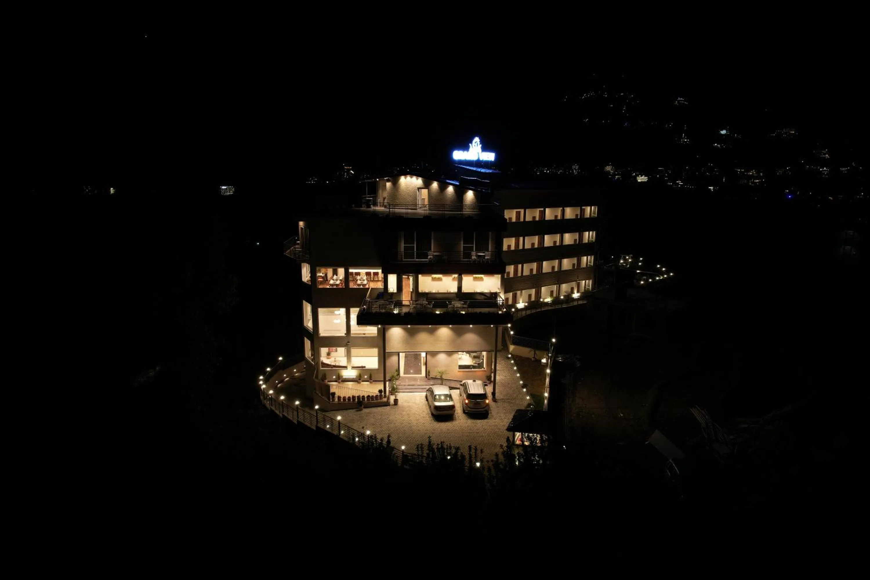 Property building in juSTa Grand View Resort & Spa, Manali