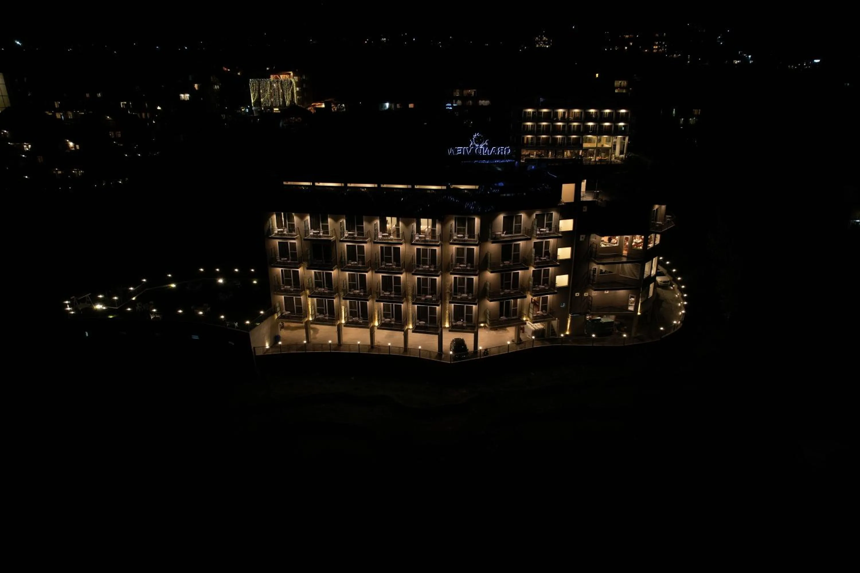 Property building in juSTa Grand View Resort & Spa, Manali