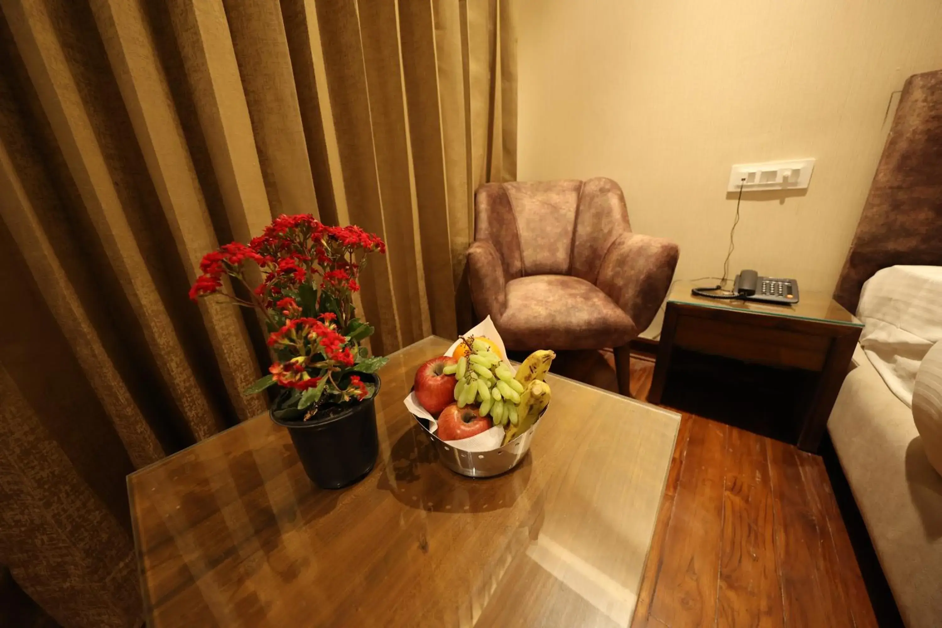 Seating area in juSTa Grand View Resort & Spa, Manali Seating area in juSTa Grand View Resort & Spa, Manali