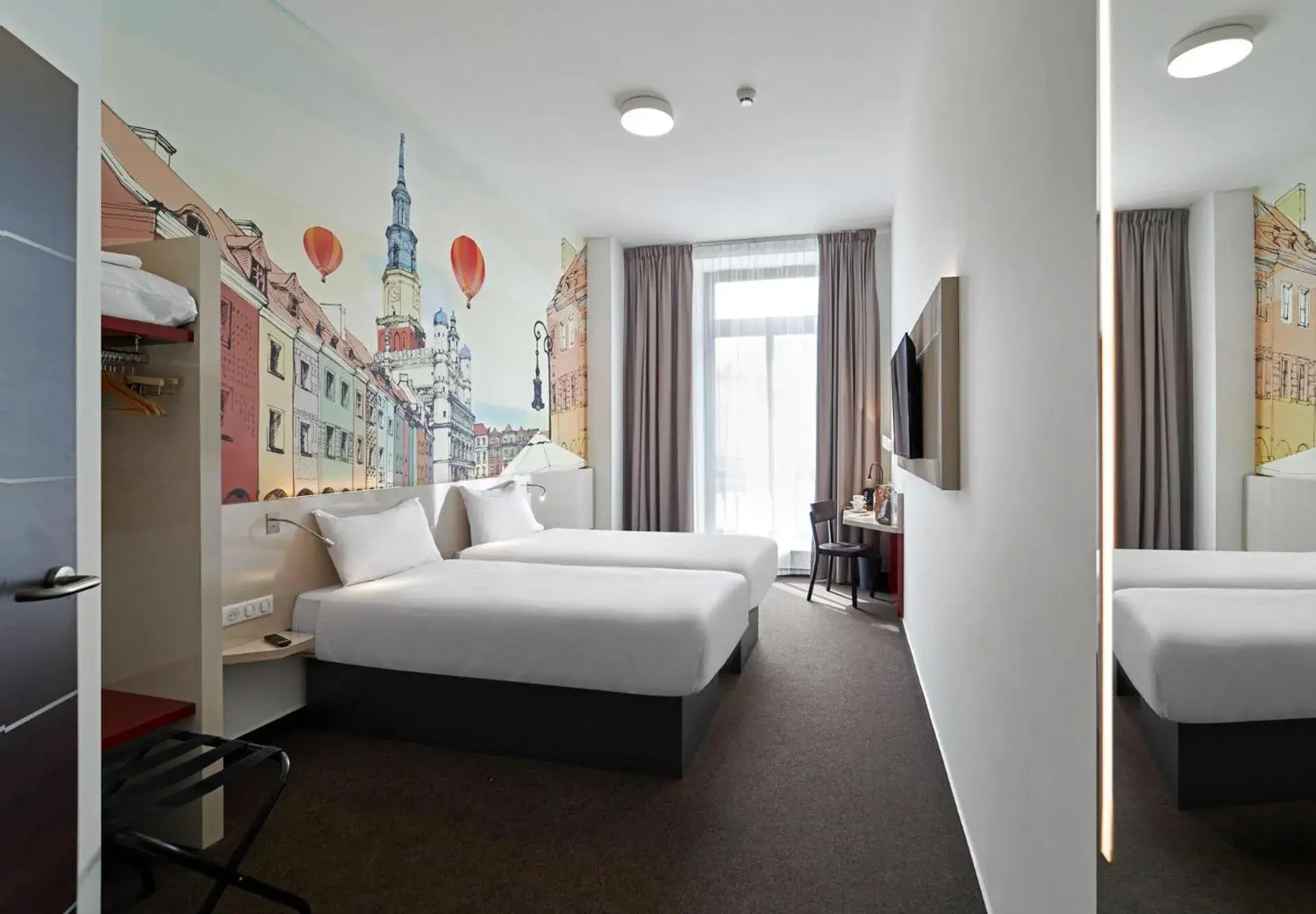 Standard Twin Room in B&B Hotel Poznań Old Town Standard Twin Room in B&B Hotel Poznań Old Town