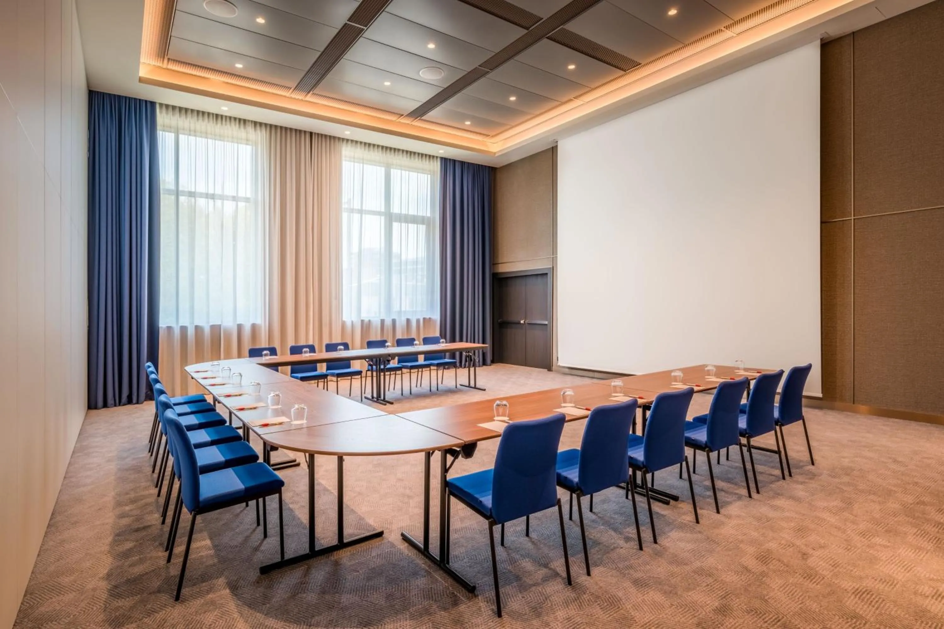 Meeting/conference room in Geneva Marriott Hotel